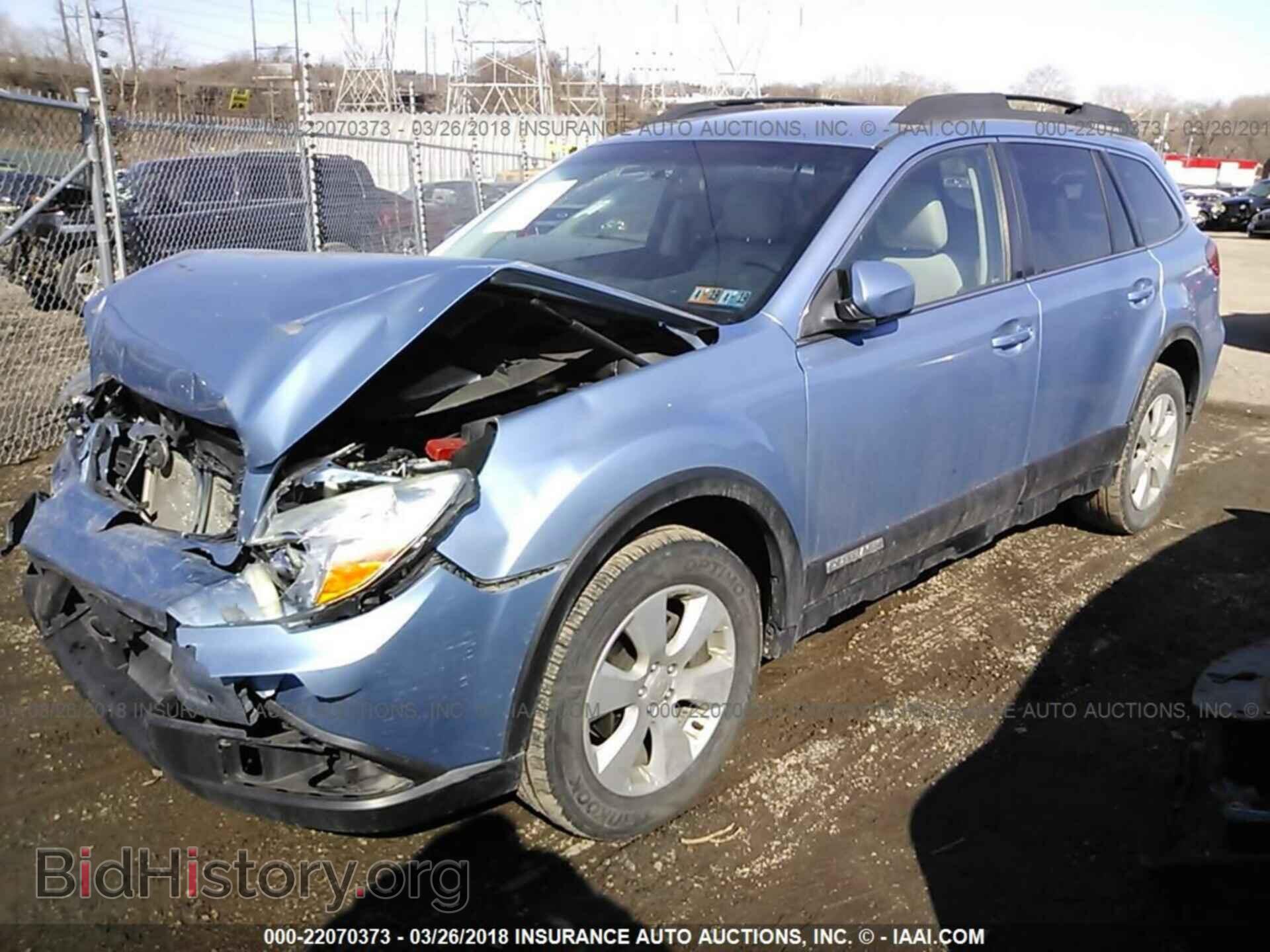 2011 Subaru Outback - VIN: 4S4BRBCC9B3417744 - Фото 2