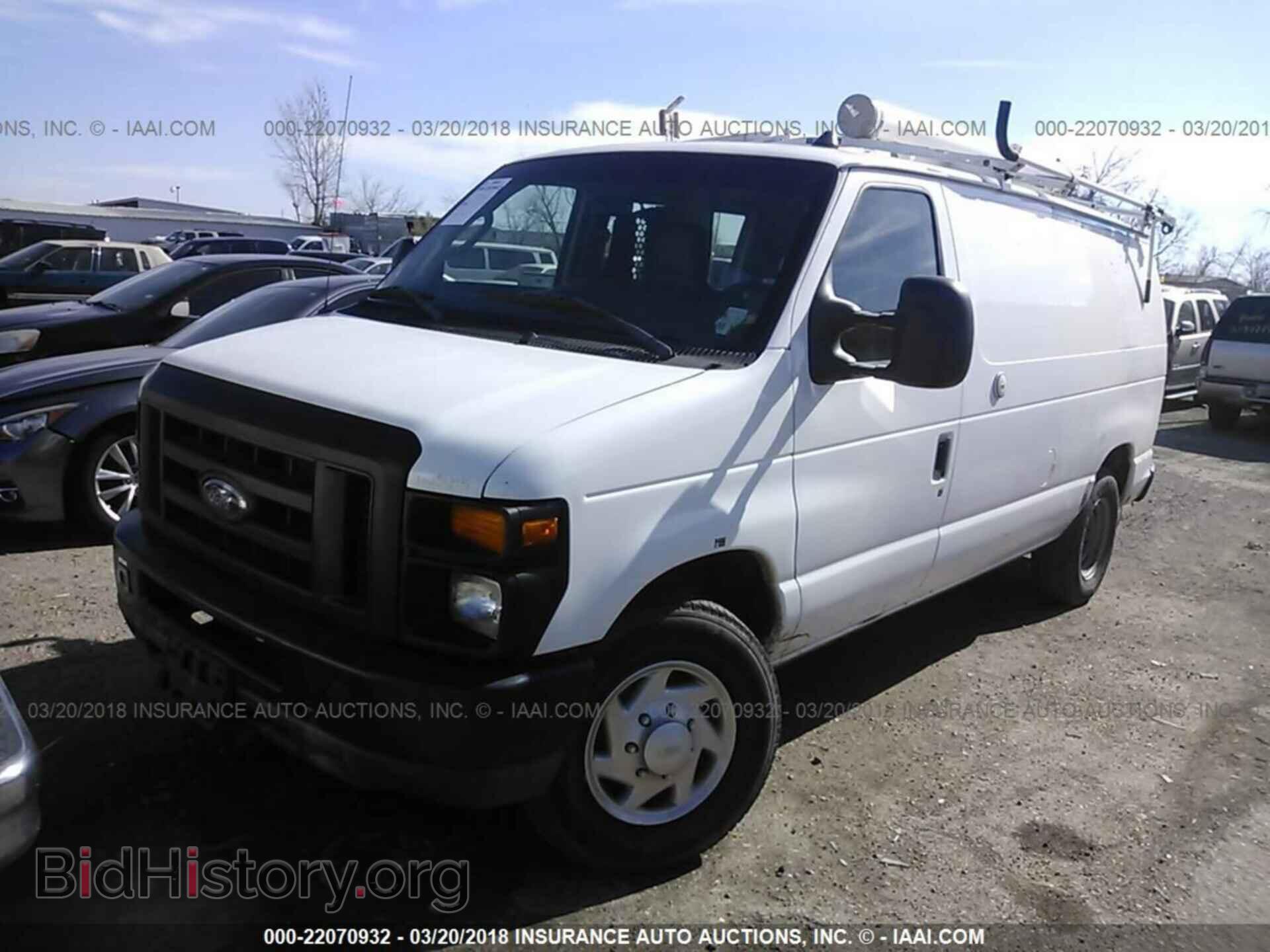 2011 Ford Econoline - VIN: 1FTNE2EL7BDA10333 - Photo 2
