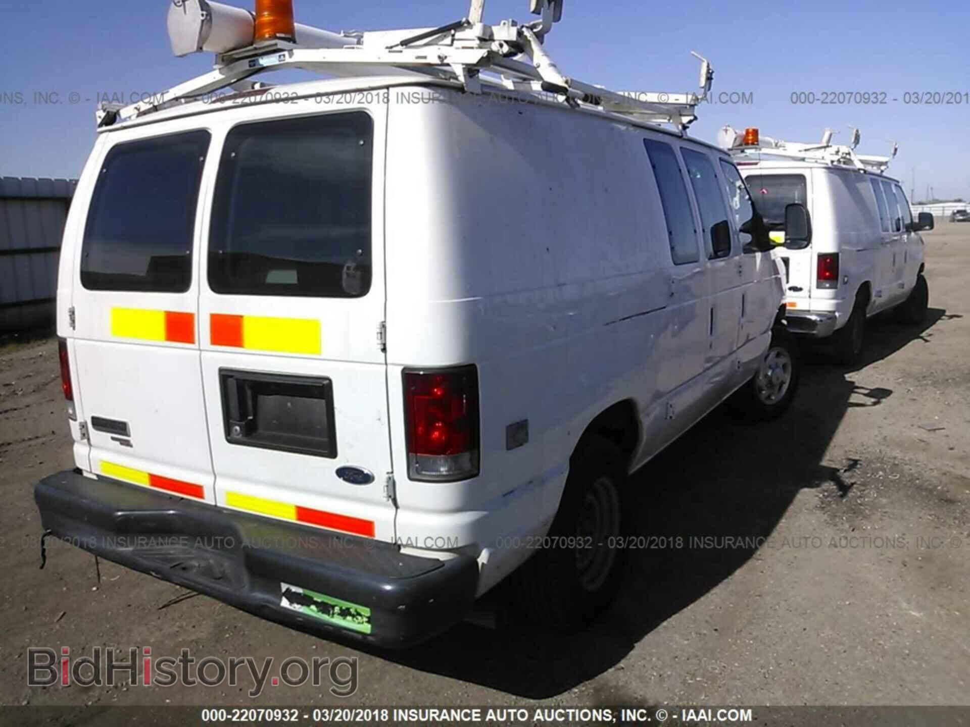 2011 Ford Econoline - VIN: 1FTNE2EL7BDA10333 - Photo 4
