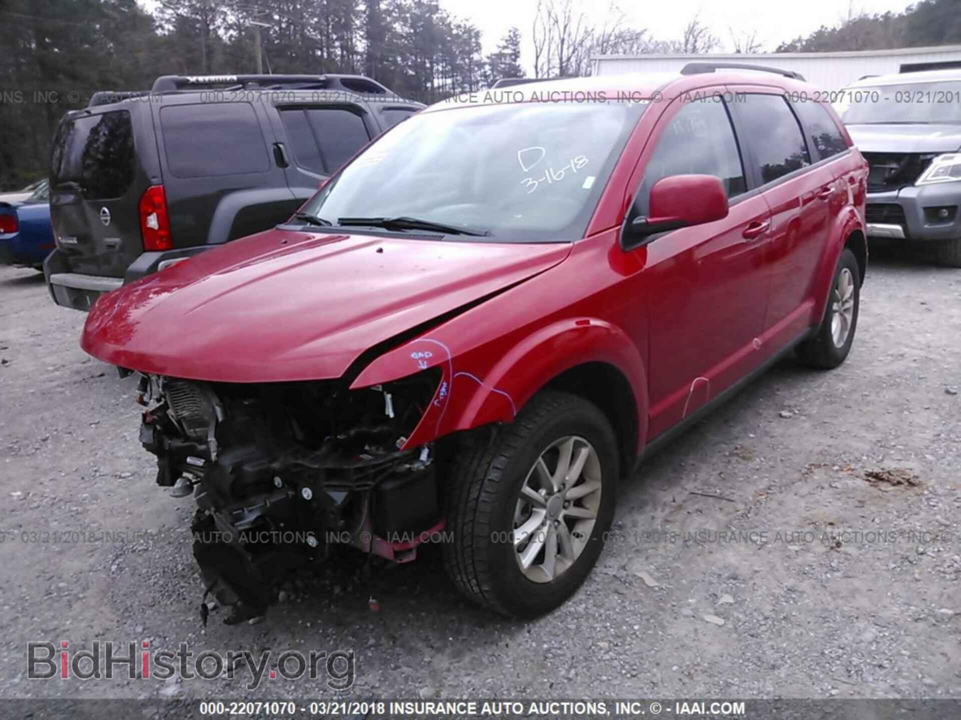 2017 Dodge Journey - VIN: 3C4PDCBGXHT571914 - Фото 2