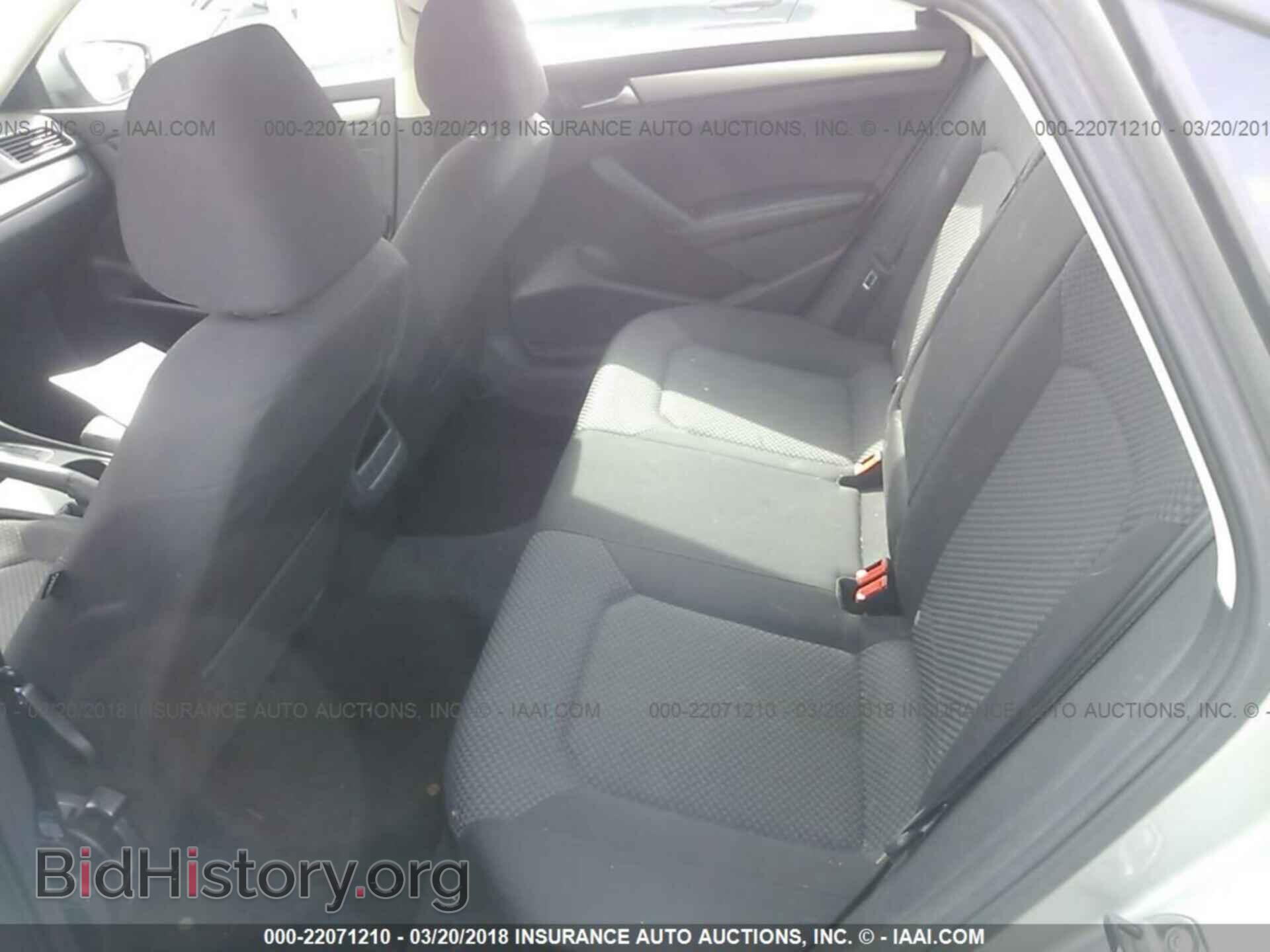 2012 Volkswagen Passat - VIN: 1VWAP7A31CC031937 - Фото 8