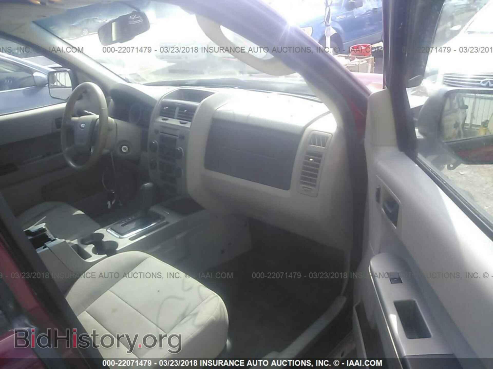 2011 Ford Escape - VIN: 1FMCU0DG6BKB19280 - Фото 5