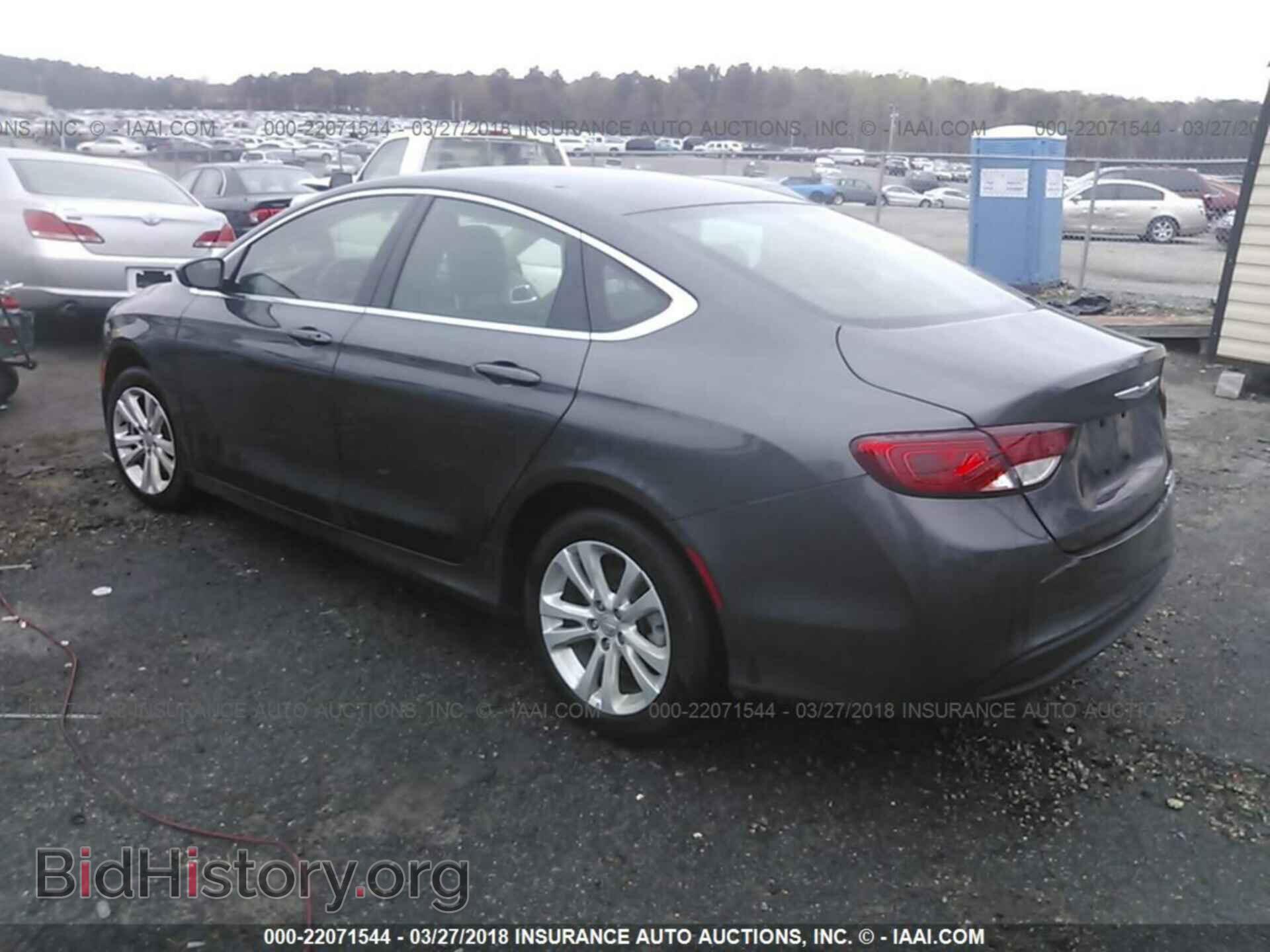 2016 Chrysler 200 - VIN: 1C3CCCFB5GN189065 - Photo 3