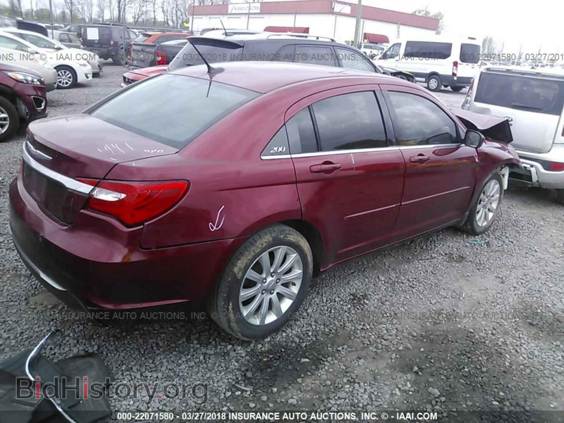 2013 Chrysler 200 - VIN: 1C3CCBBG1DN659406 - Photo 4