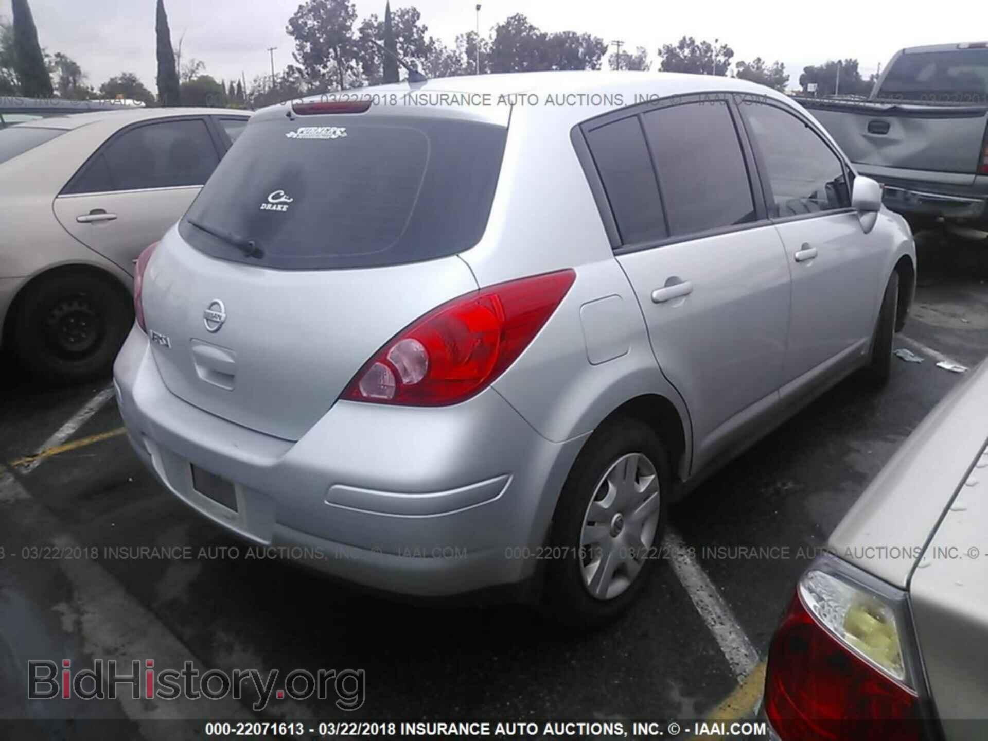 2011 Nissan Versa - VIN: 3N1BC1CP0BL417738 - Фото 4