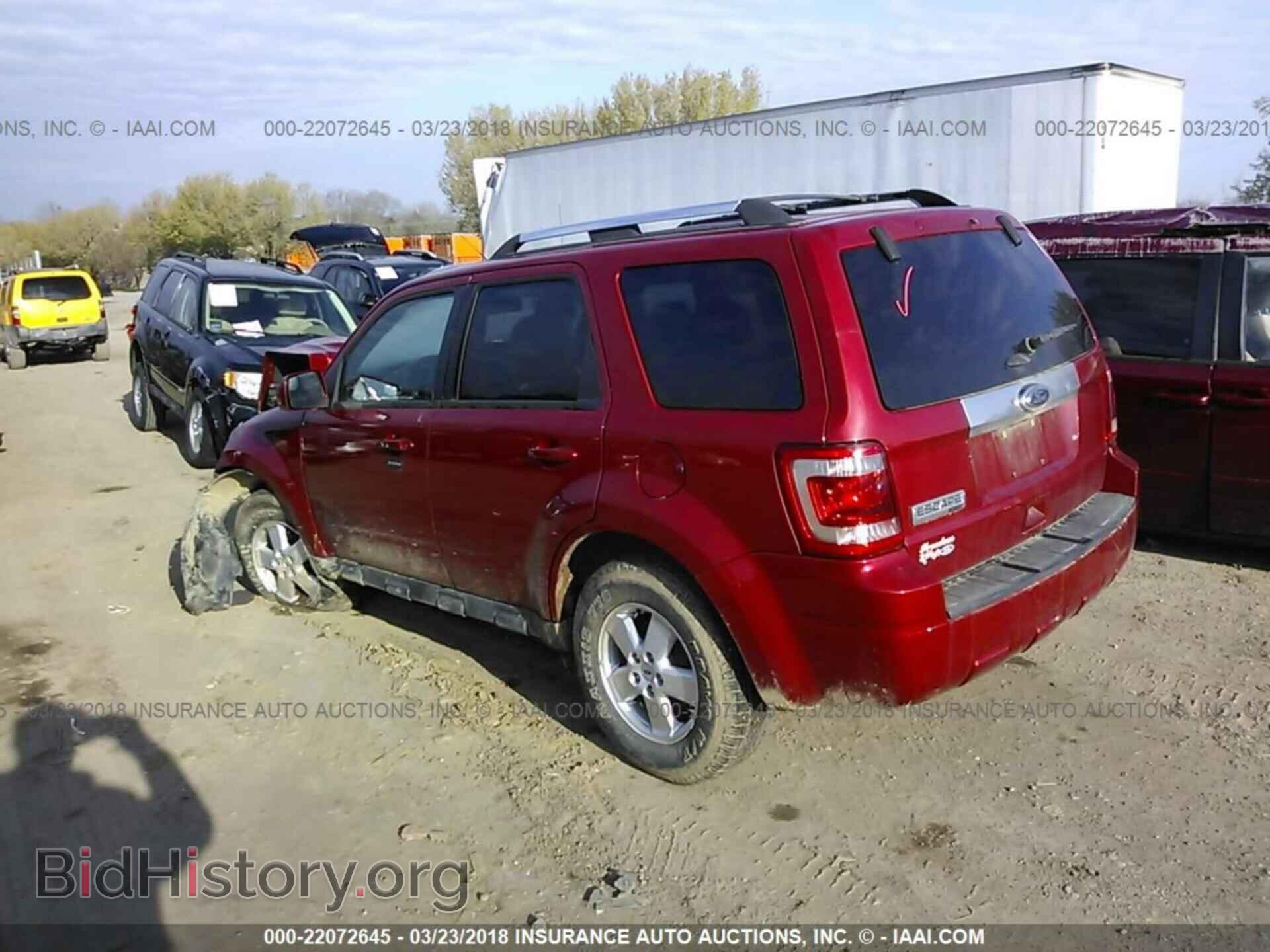 2011 Ford Escape - VIN: 1FMCU9E74BKB67217 - Фото 3