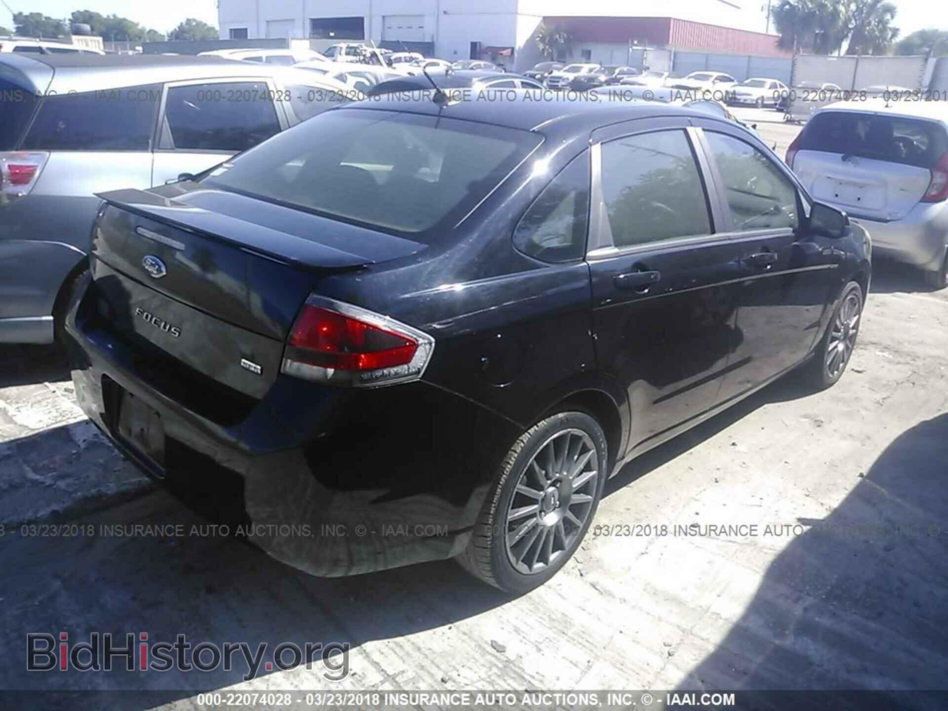 2011 Ford Focus - VIN: 1FAHP3GN7BW153661 - Фото 4