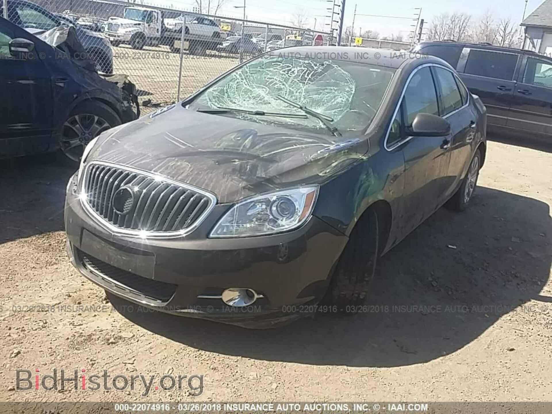 2012 Buick Verano - VIN: 1G4PR5SK8C4223458 - Фото 2