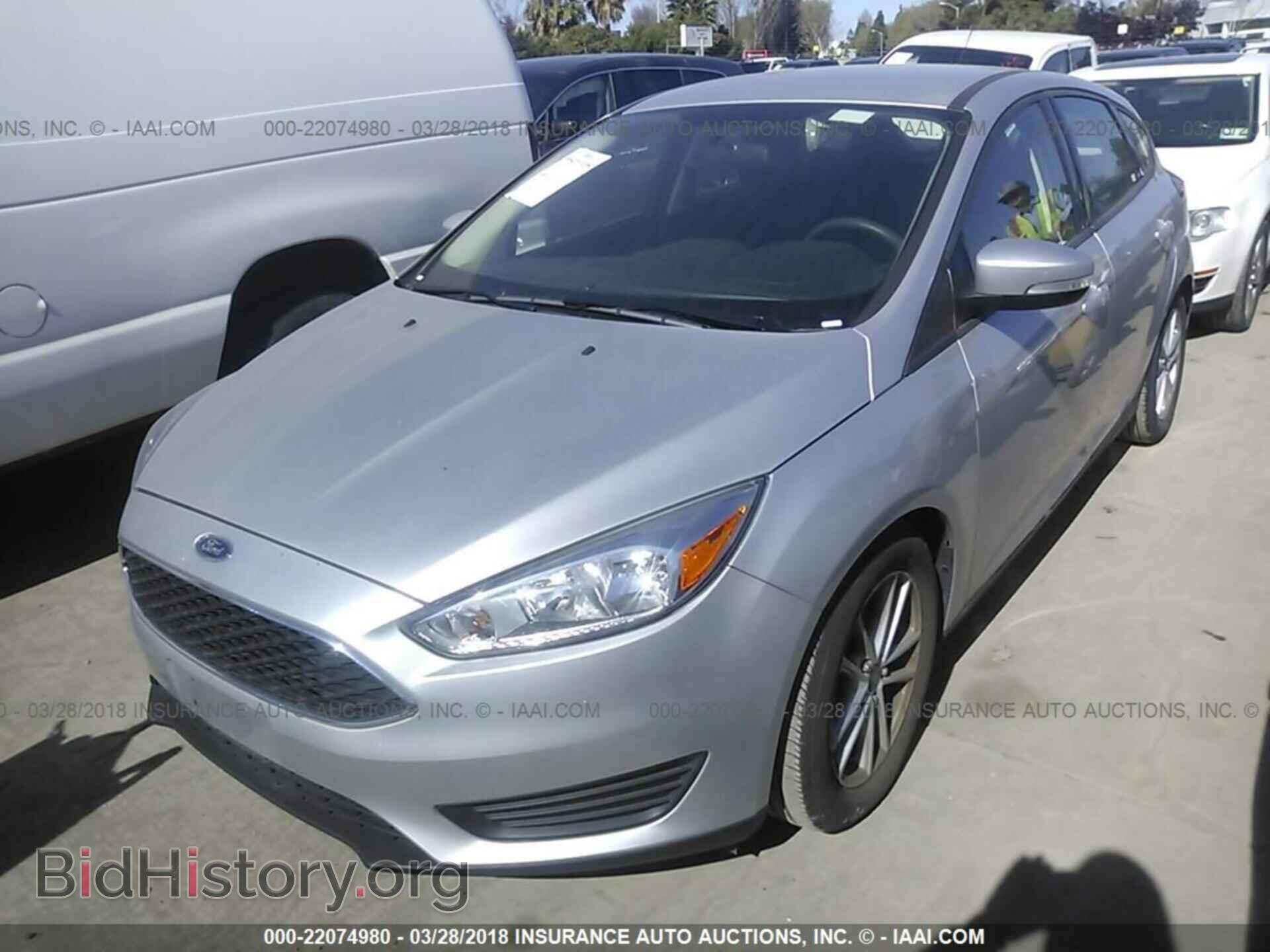 2016 Ford Focus - VIN: 1FADP3K21GL269099 - Фото 2