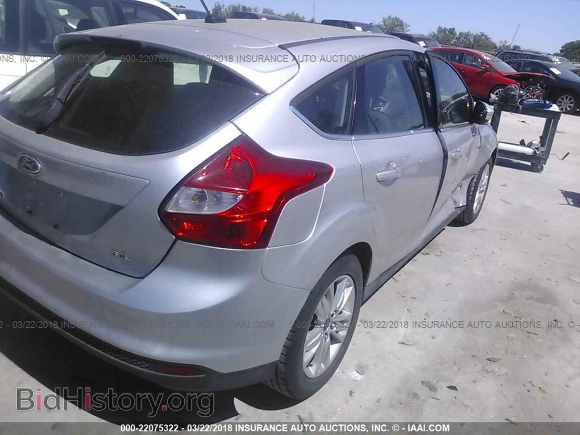 2012 Ford Focus - VIN: 1FAHP3M2XCL185016 - Photo 4