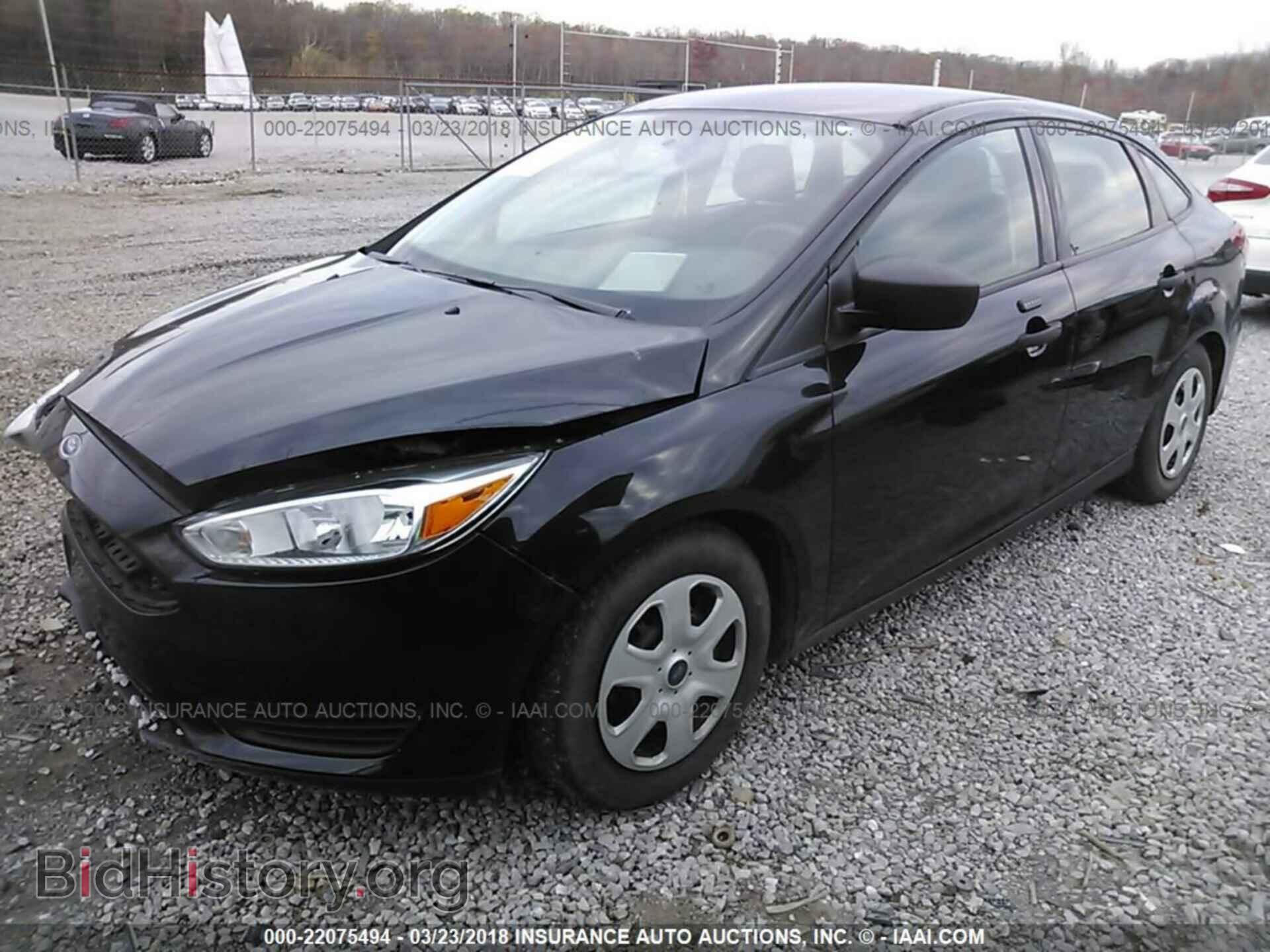 2015 Ford Focus - VIN: 1FADP3E26FL250512 - Фото 2
