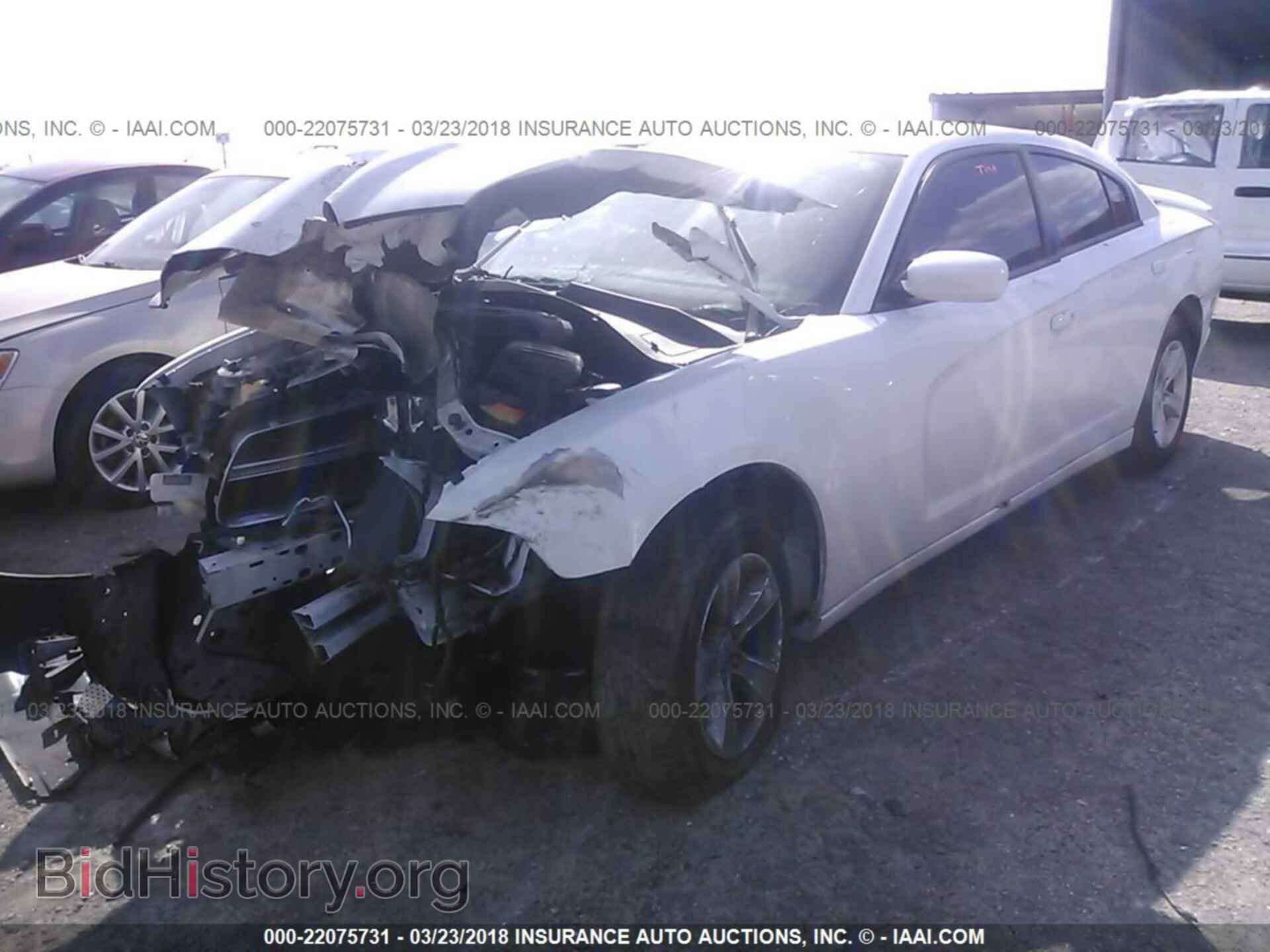 2011 Dodge Charger - VIN: 2B3CL3CG7BH518315 - Фото 2