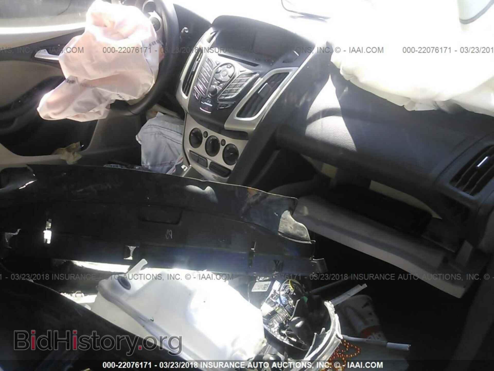 2014 Ford Focus - VIN: 1FADP3K2XEL169628 - Фото 5