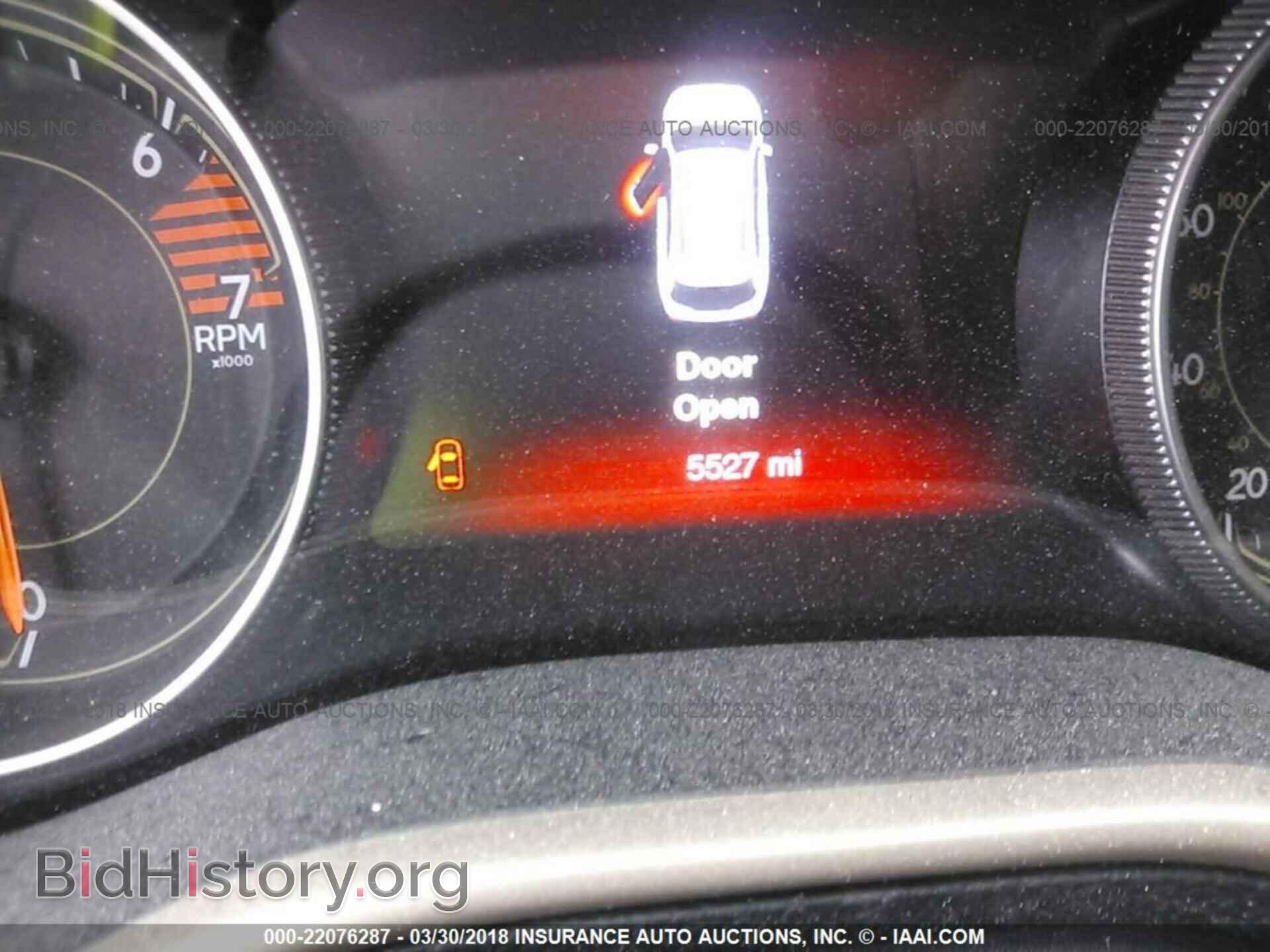 2017 Jeep Cherokee - VIN: 1C4PJMDB2HW543714 - Photo 7