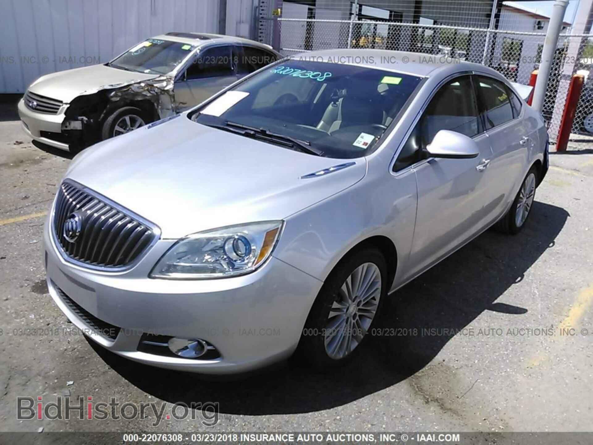 2013 Buick Verano - VIN: 1G4PP5SK5D4181175 - Photo 2
