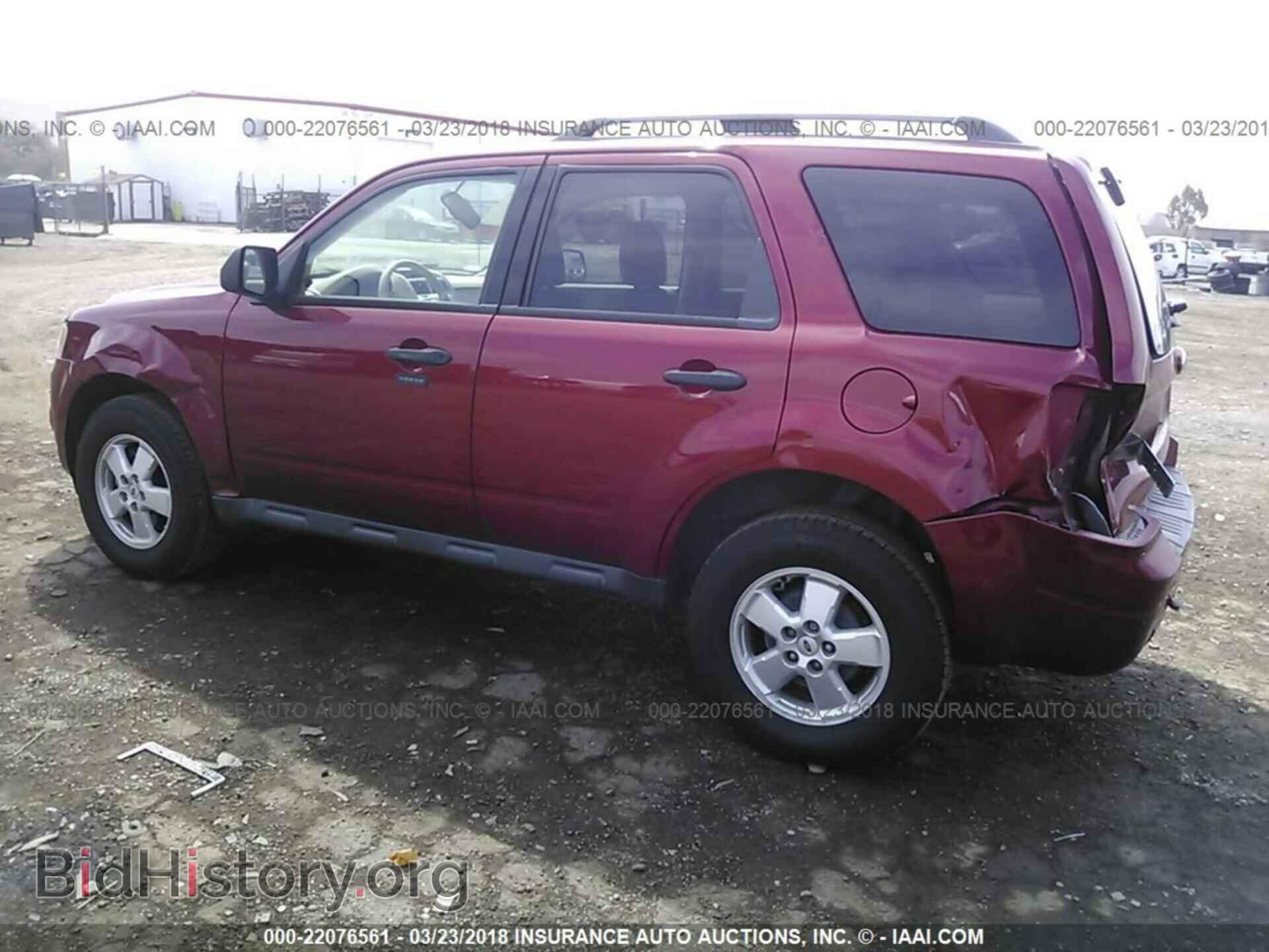 2012 Ford Escape - VIN: 1FMCU0D79CKC08651 - Фото 3