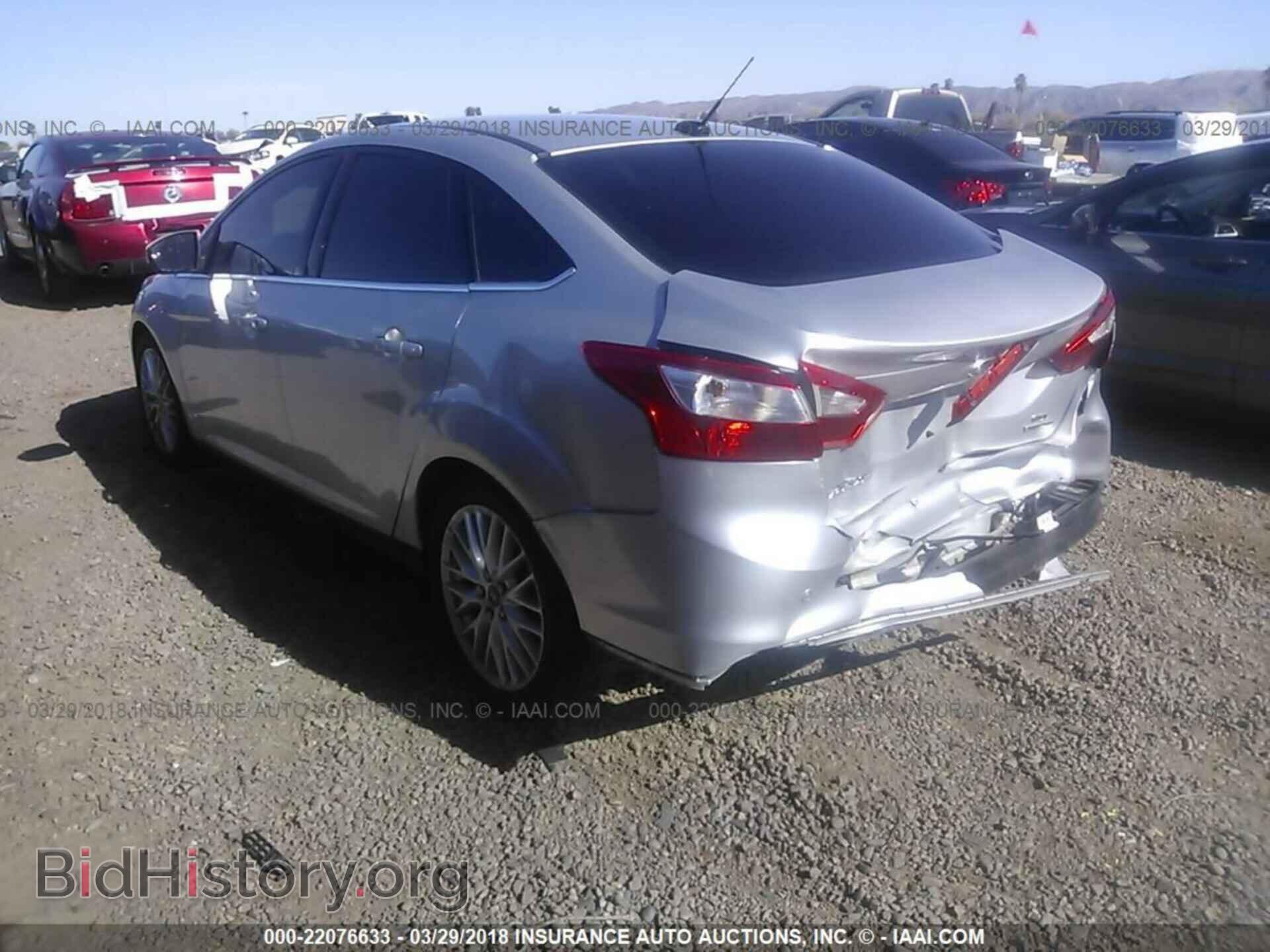 2012 Ford Focus - VIN: 1FAHP3H22CL430417 - Фото 3