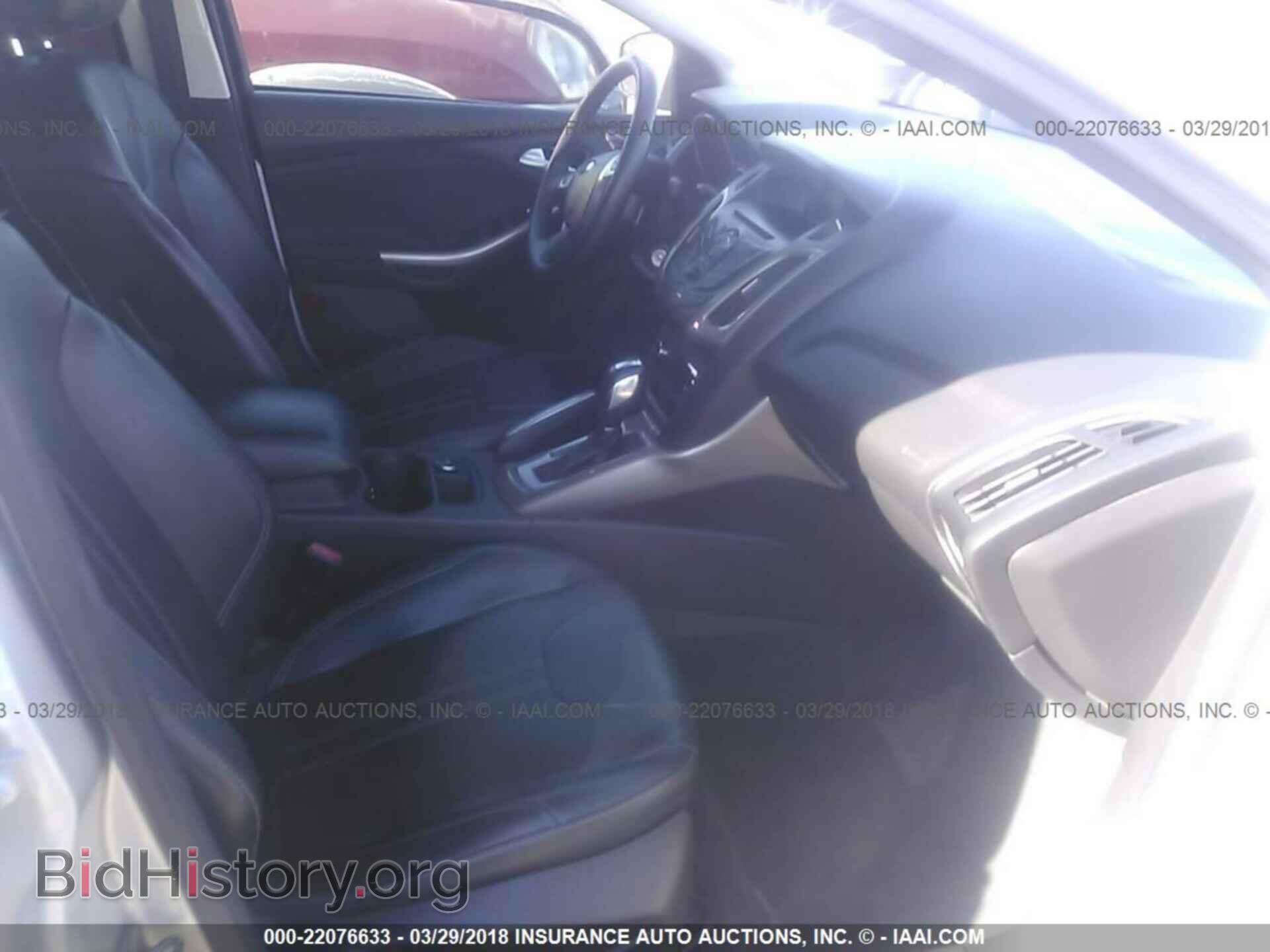 2012 Ford Focus - VIN: 1FAHP3H22CL430417 - Фото 5