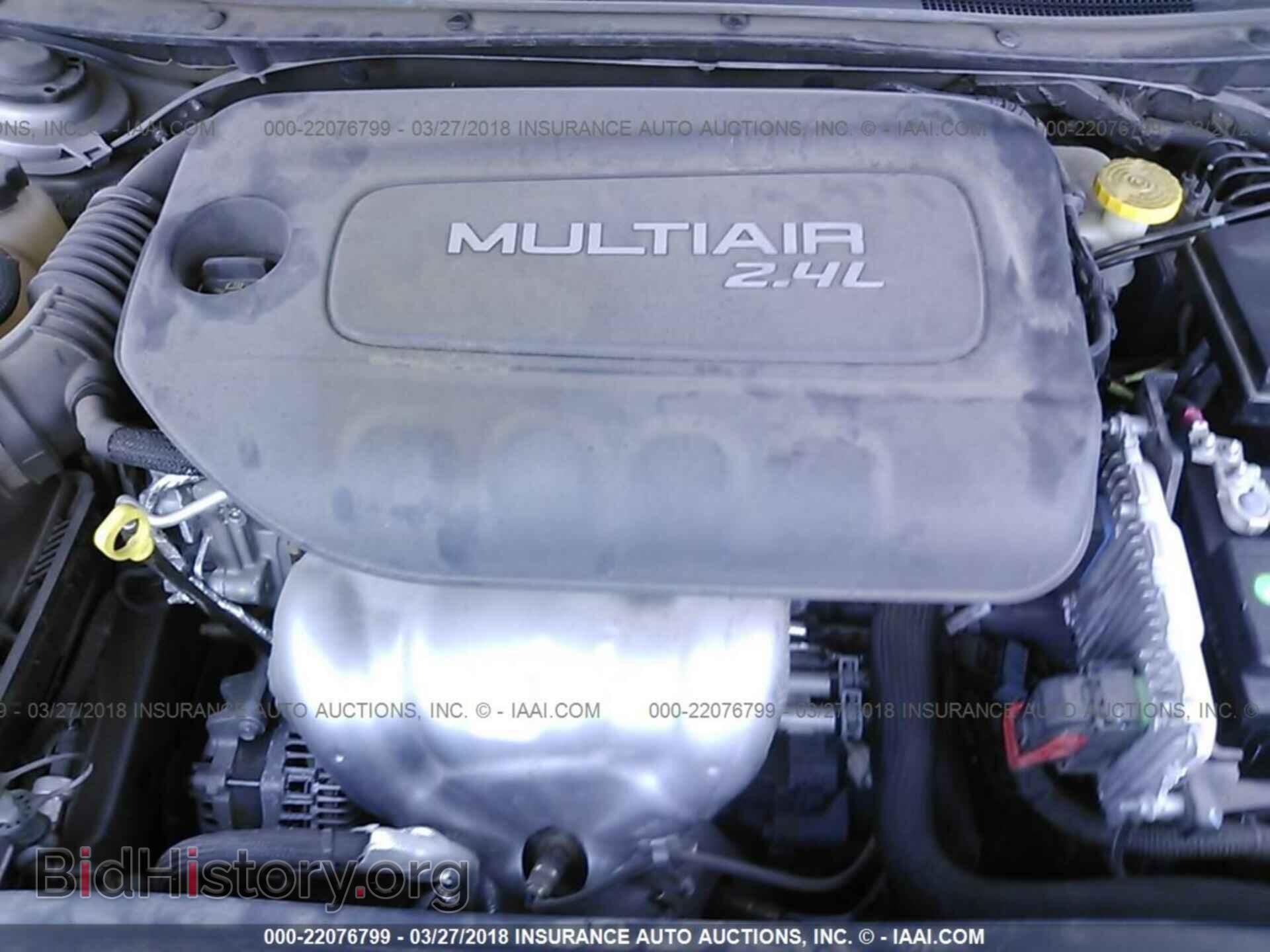 2015 Chrysler 200 - VIN: 1C3CCCAB2FN629880 - Фото 10