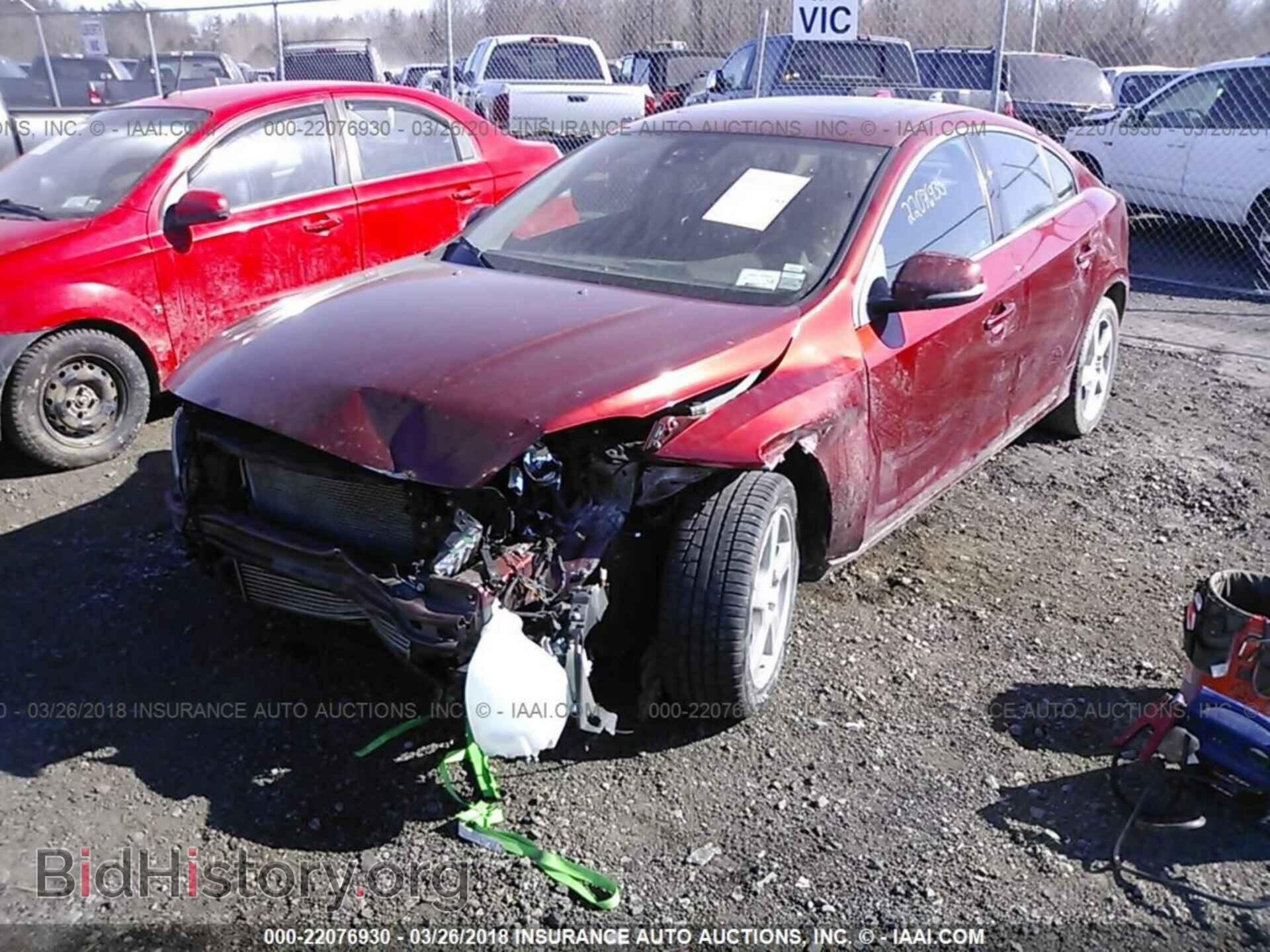 2012 Volvo S60 - VIN: YV1622FSXC2044714 - Фото 2