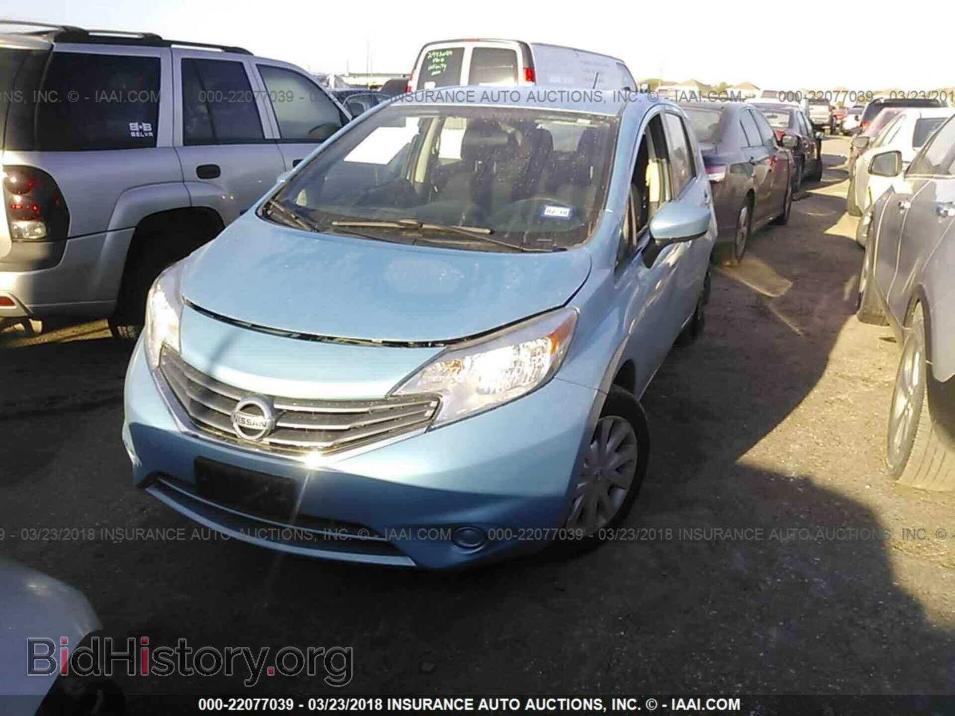 2015 Nissan Versa note - VIN: 3N1CE2CP1FL387899 - Фото 2