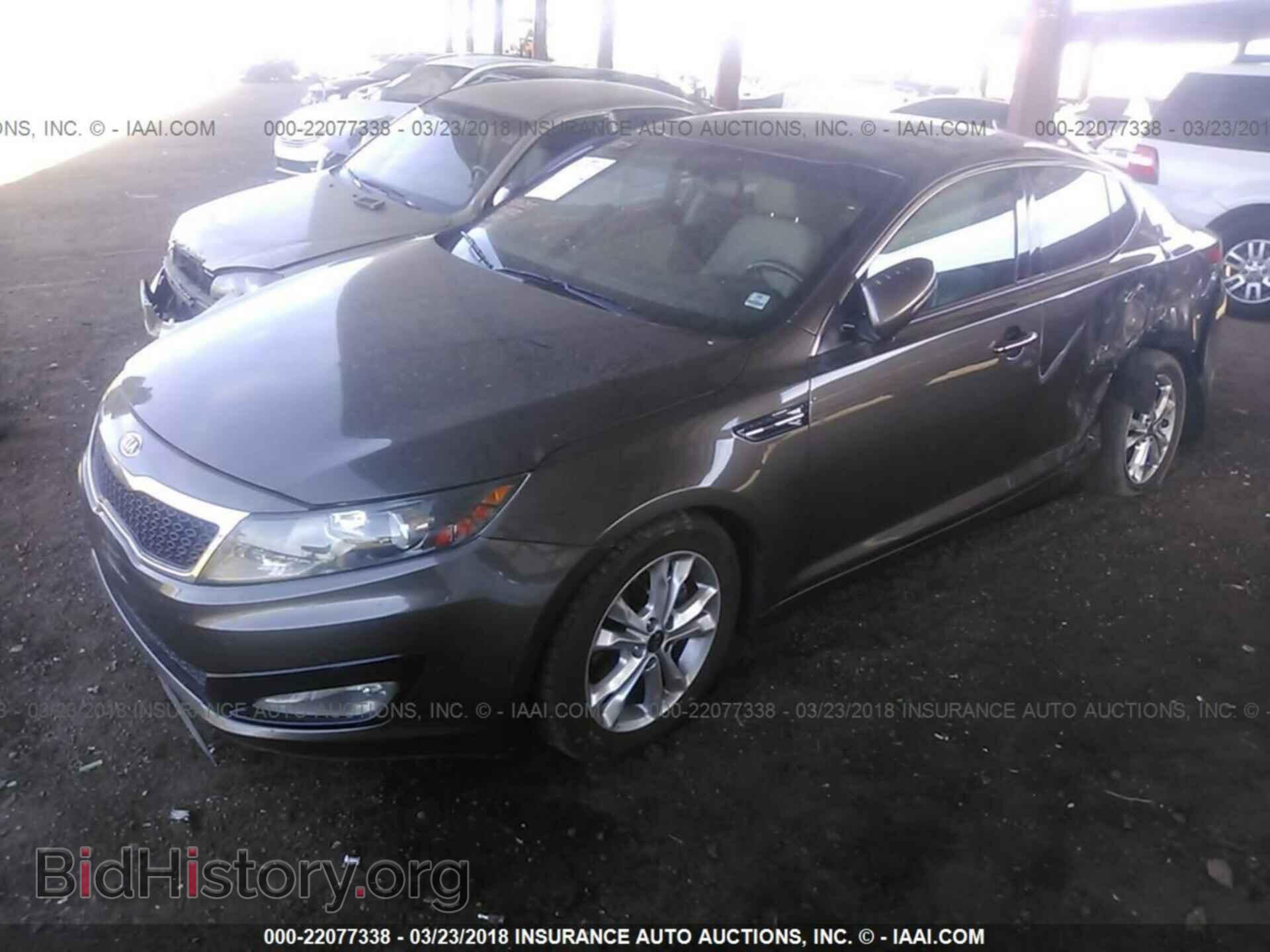 2011 Kia Optima - VIN: KNAGN4A72B5087003 - Фото 2