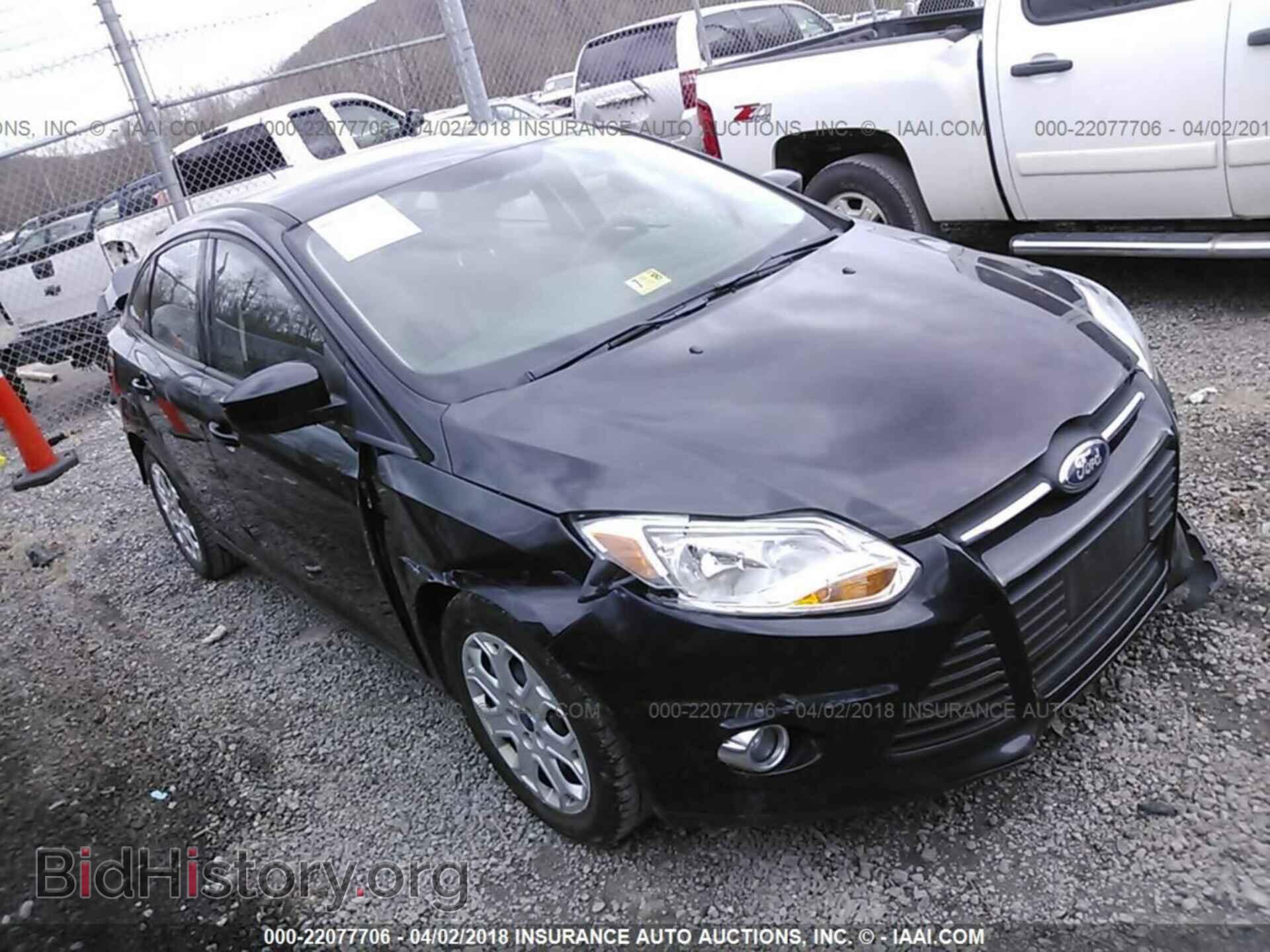 Photo 1FAHP3F26CL351836 - Ford Focus 2012