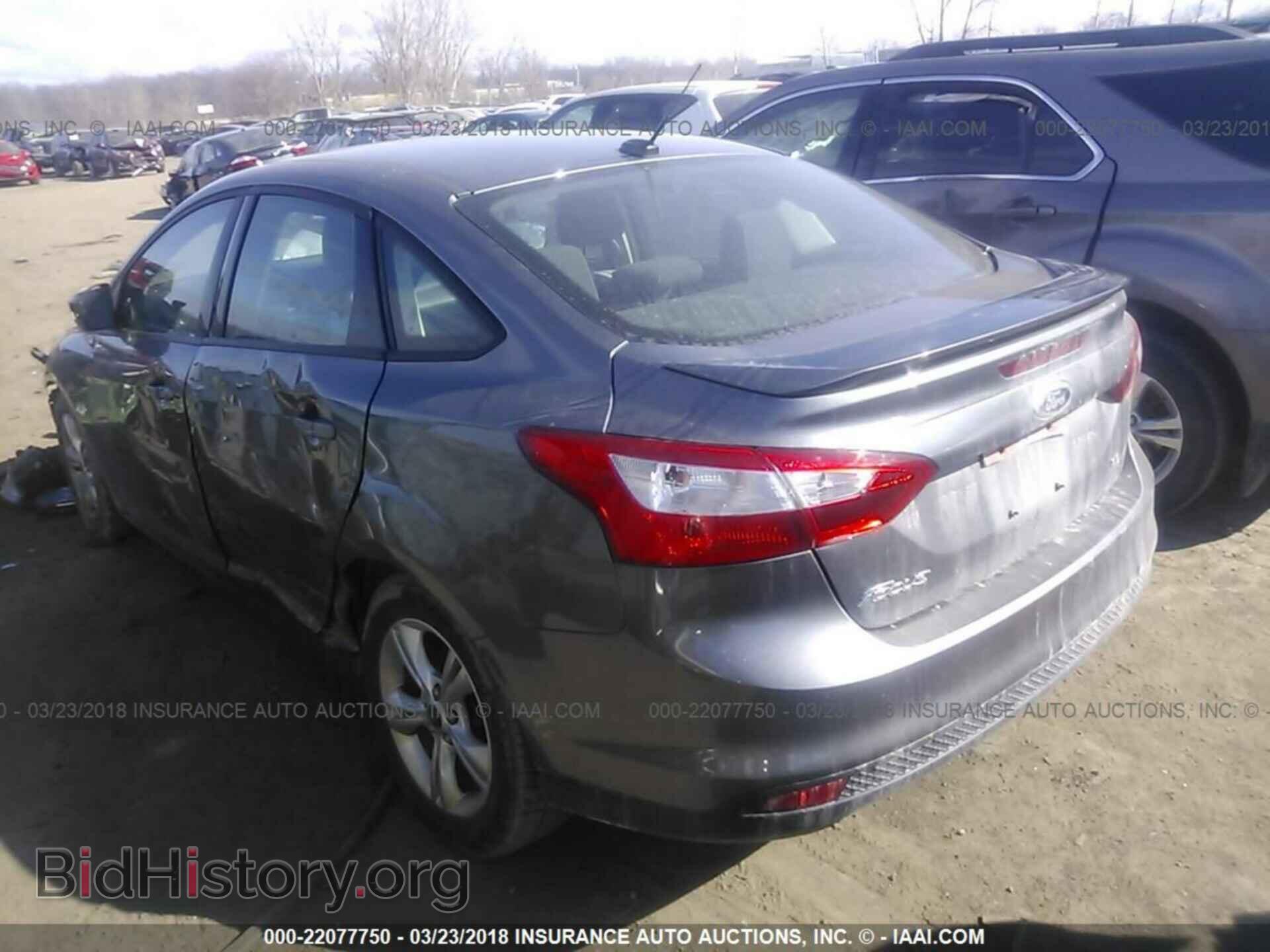 2012 Ford Focus - VIN: 1FAHP3F26CL134643 - Фото 3