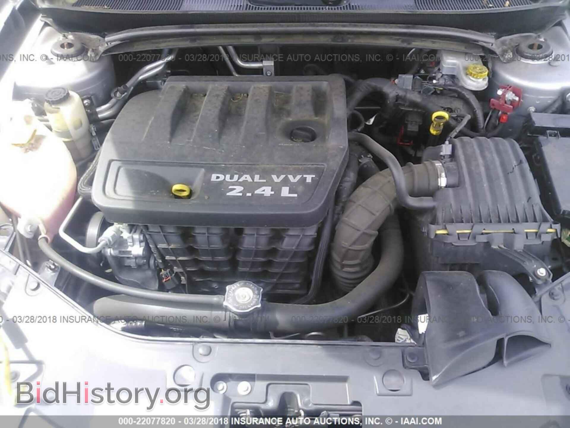 2013 Chrysler 200 - VIN: 1C3CCBAB9DN697925 - Photo 10