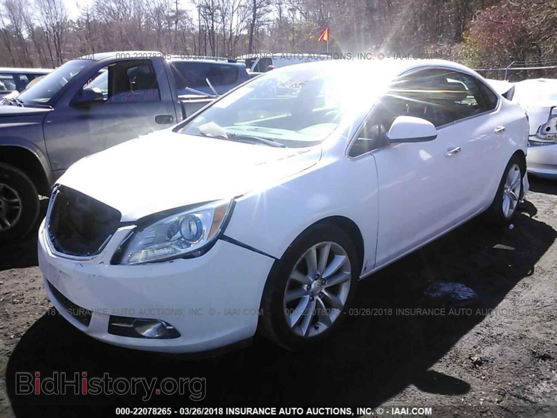 2013 Buick Verano - VIN: 1G4PS5SK5D4181398 - Фото 2