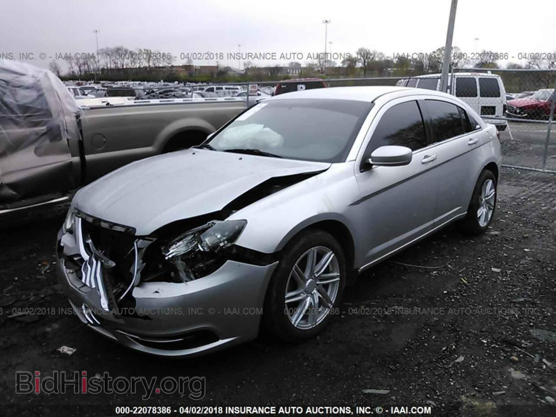 2012 Chrysler 200 - VIN: 1C3CCBBB9CN164180 - Фото 2