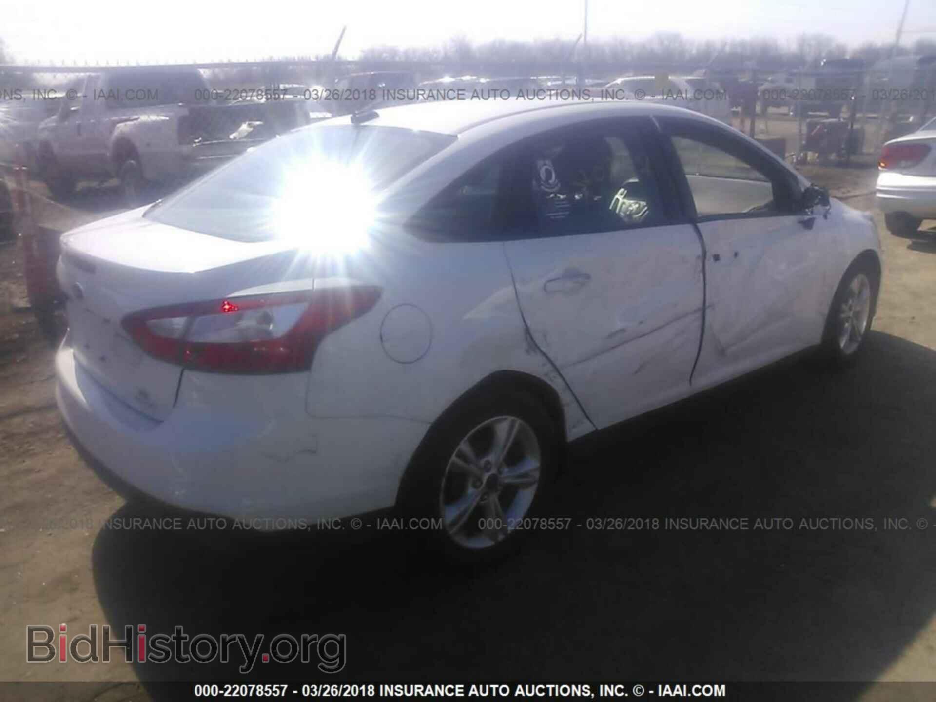 2014 Ford Focus - VIN: 1FADP3F20EL459810 - Фото 4