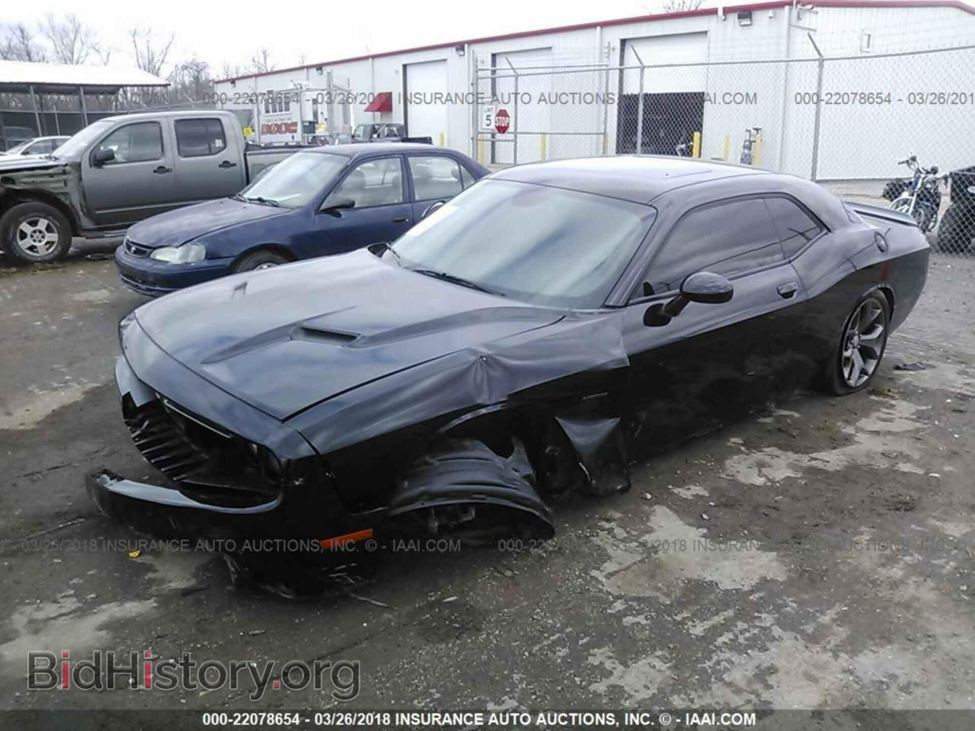2015 Dodge Challenger - VIN: 2C3CDZAT2FH873806 - Photo 2