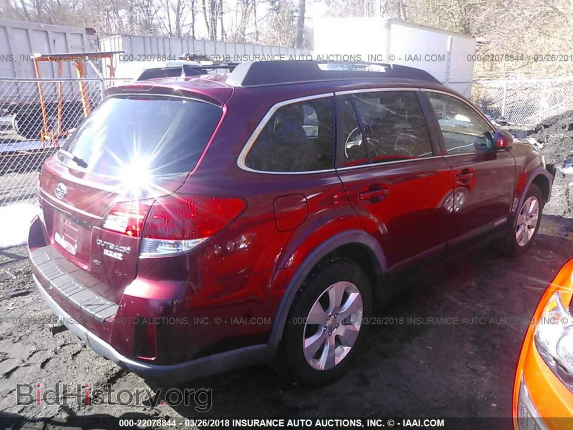 2011 Subaru Outback - VIN: 4S4BRBKC6B3324455 - Фото 4