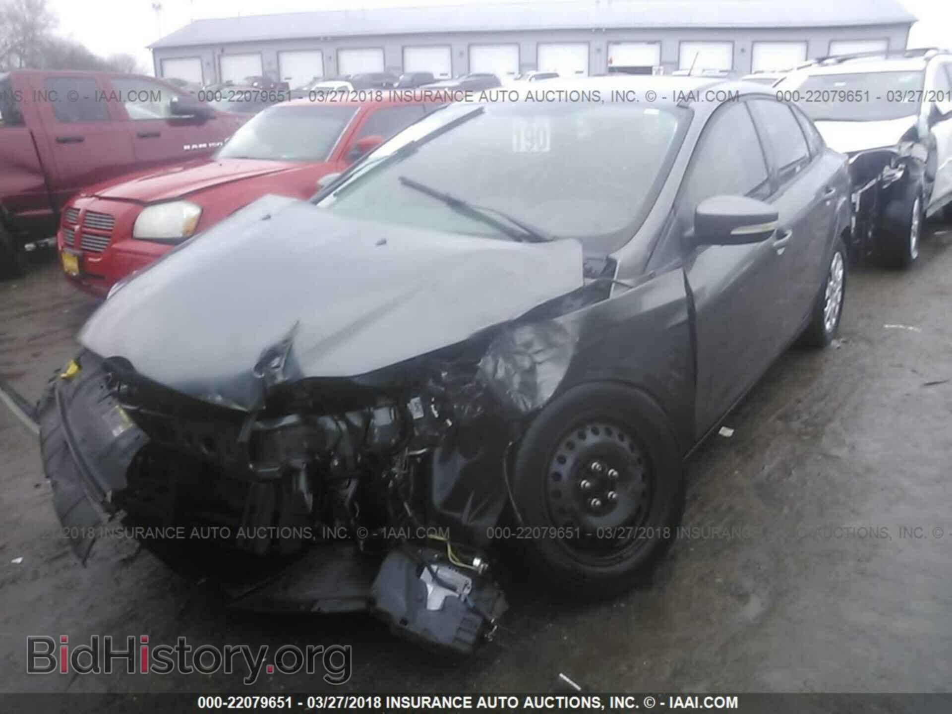 2012 Ford Focus - VIN: 1FAHP3F2XCL347370 - Фото 2