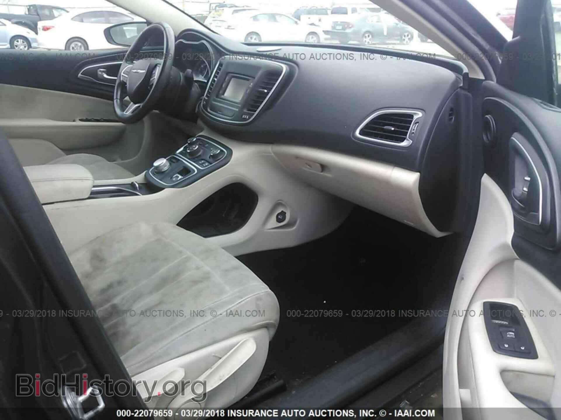 2015 Chrysler 200 - VIN: 1C3CCCAB2FN569566 - Photo 5