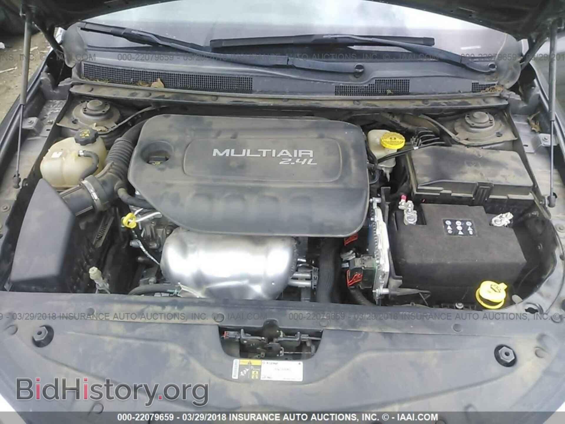 2015 Chrysler 200 - VIN: 1C3CCCAB2FN569566 - Photo 10