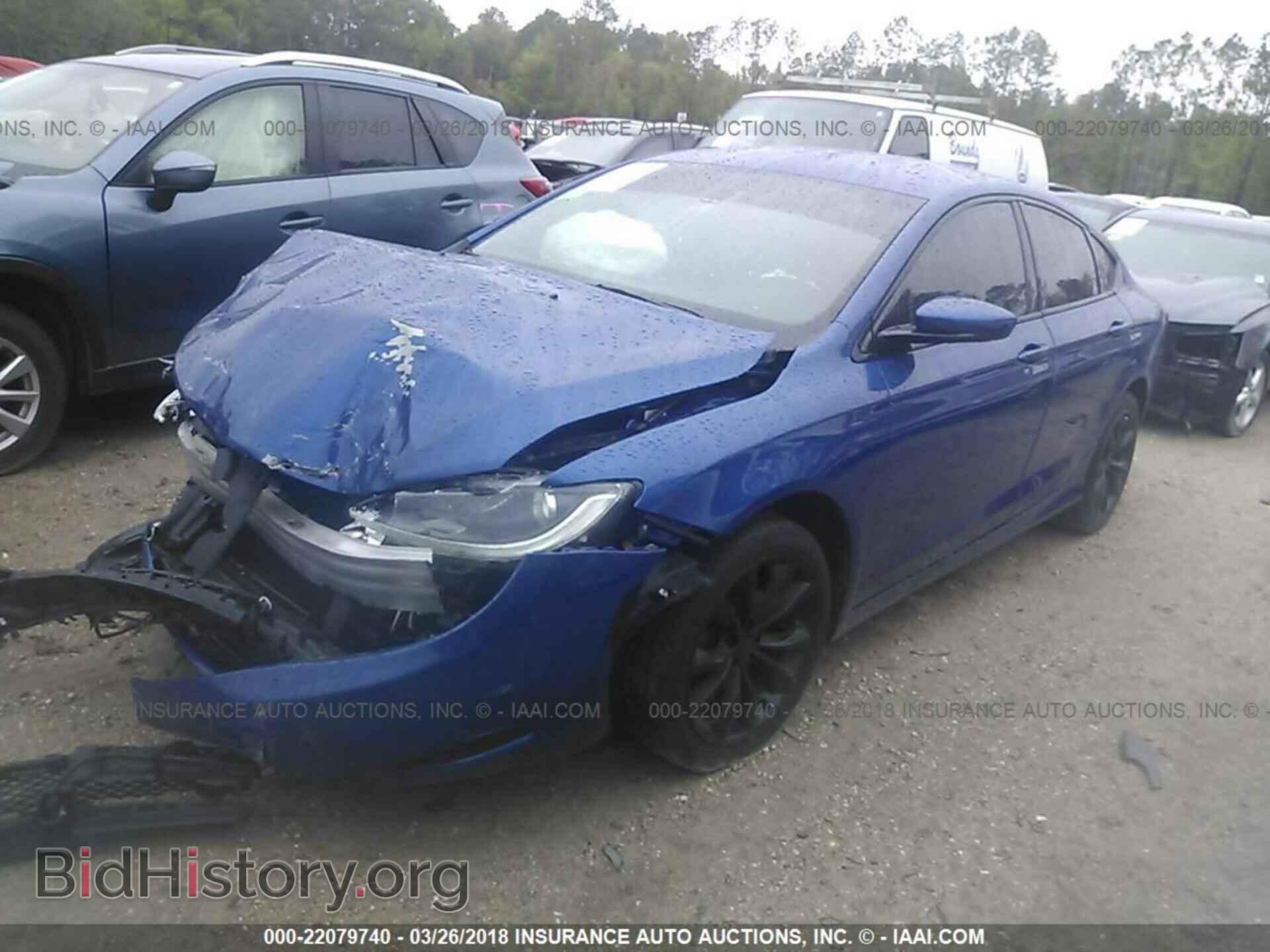 2015 Chrysler 200 - VIN: 1C3CCCBB5FN647840 - Photo 2