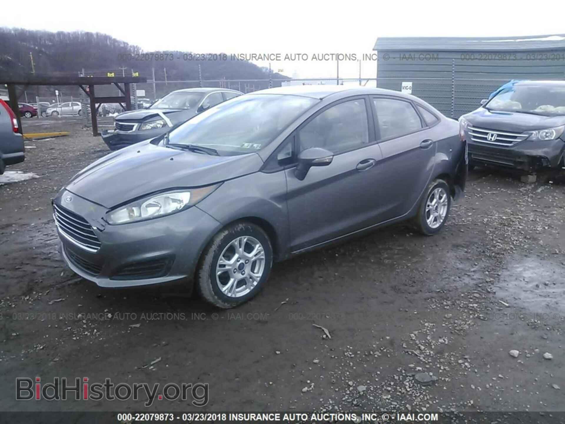 2014 Ford Fiesta - VIN: 3FADP4BJ3EM125675 - Фото 2