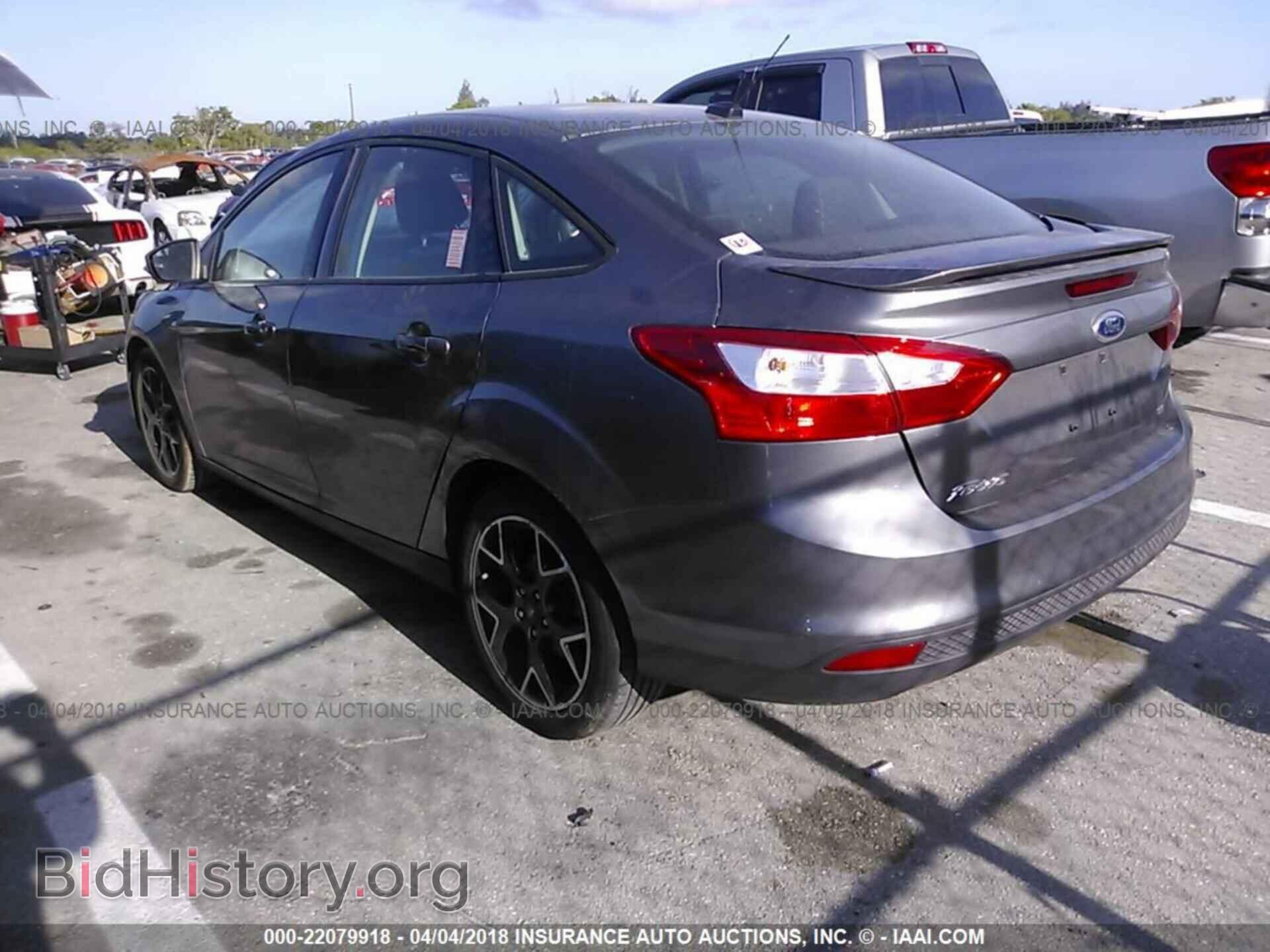 2012 Ford Focus - VIN: 1FAHP3F27CL126230 - Фото 3