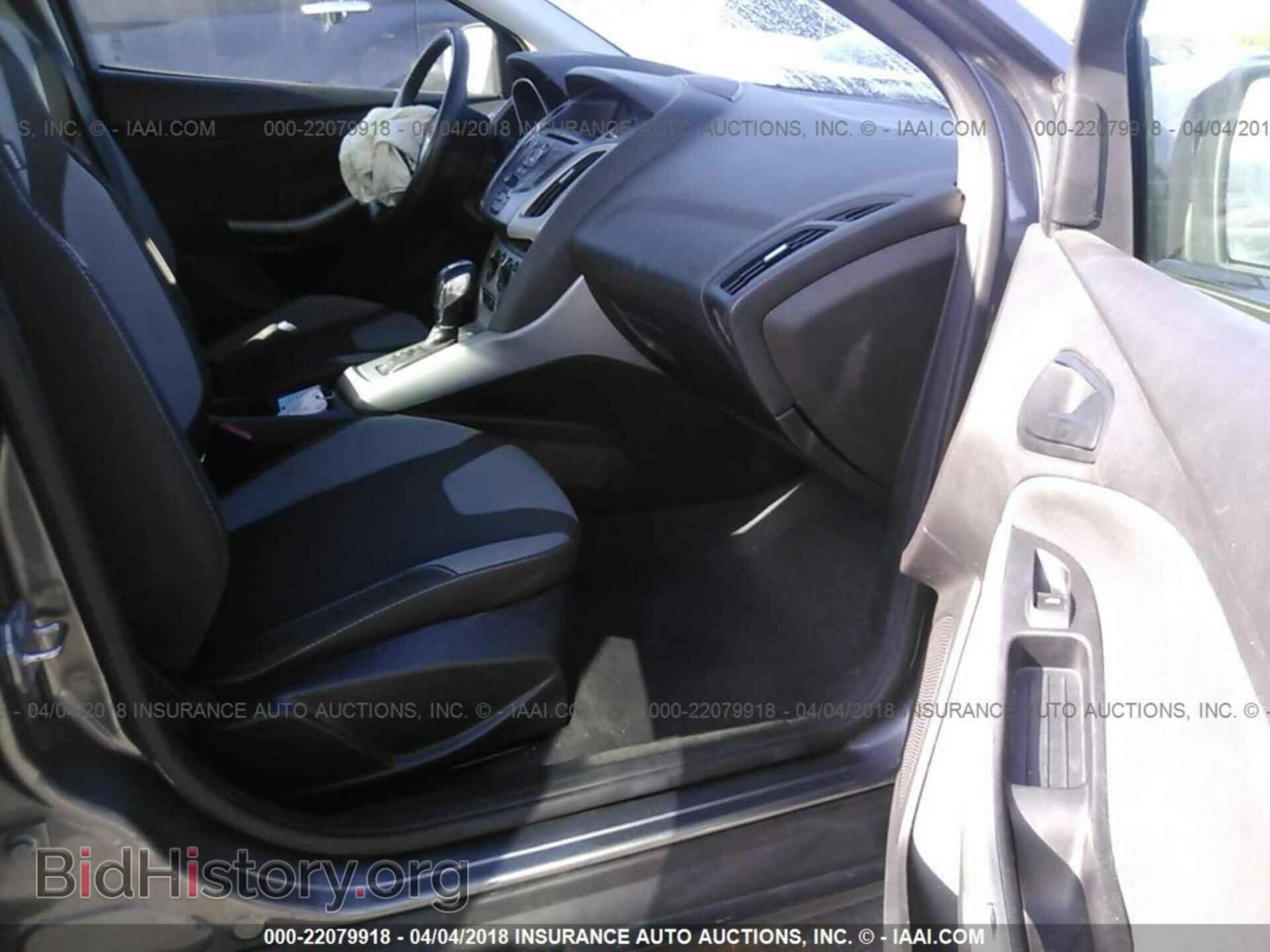 2012 Ford Focus - VIN: 1FAHP3F27CL126230 - Фото 5