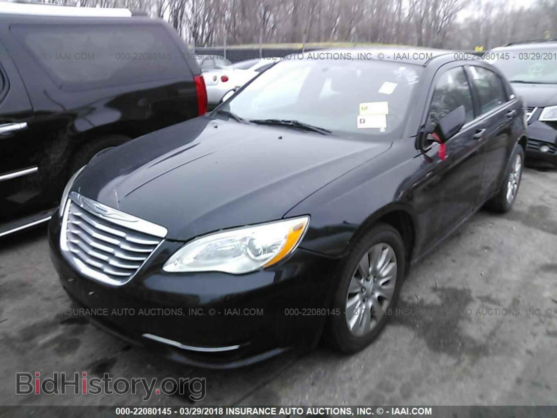 2012 Chrysler 200 - VIN: 1C3CCBAB0CN172511 - Фото 2