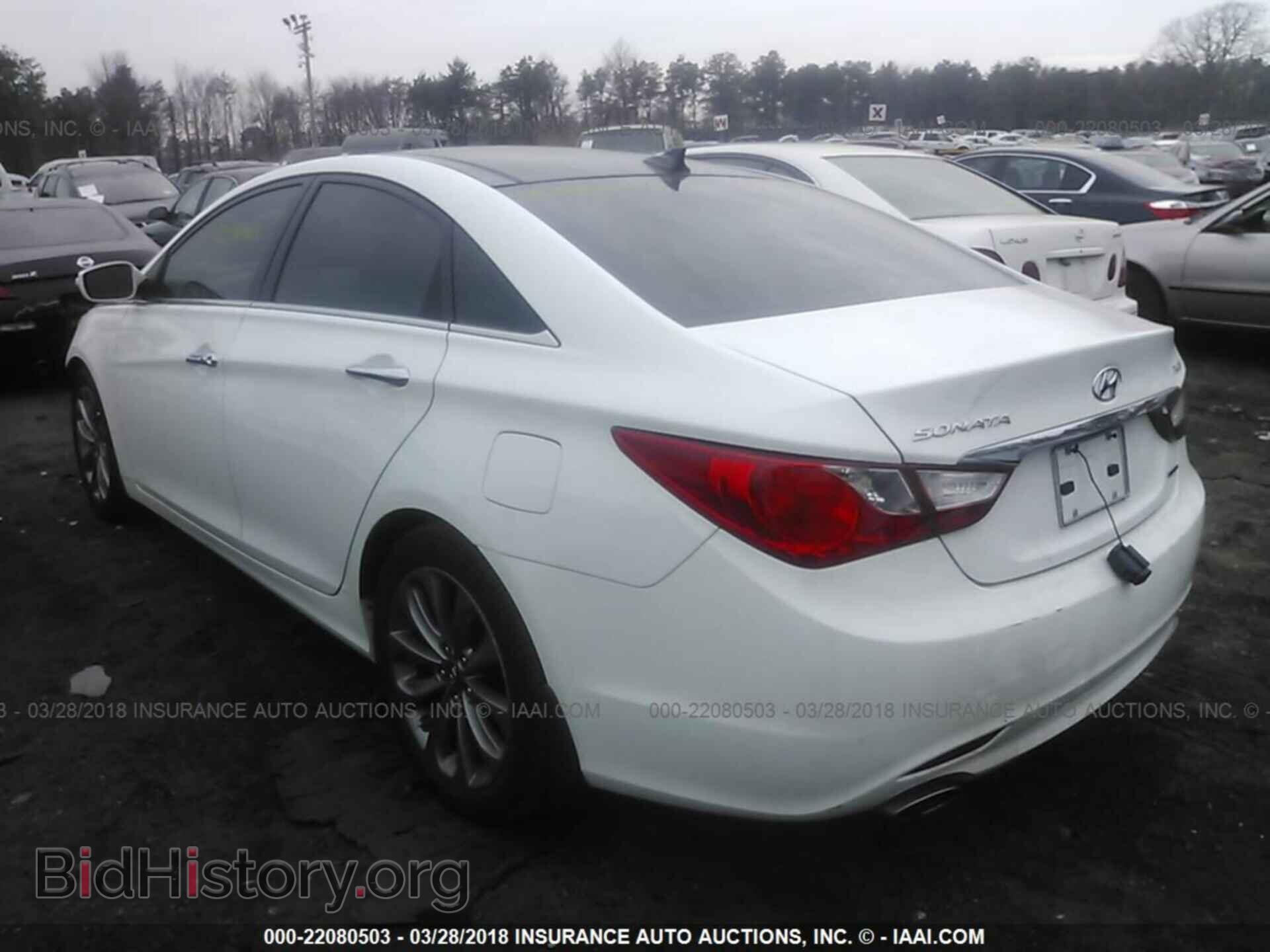 2012 Hyundai Sonata - VIN: 5NPEC4AB4CH467918 - Photo 3