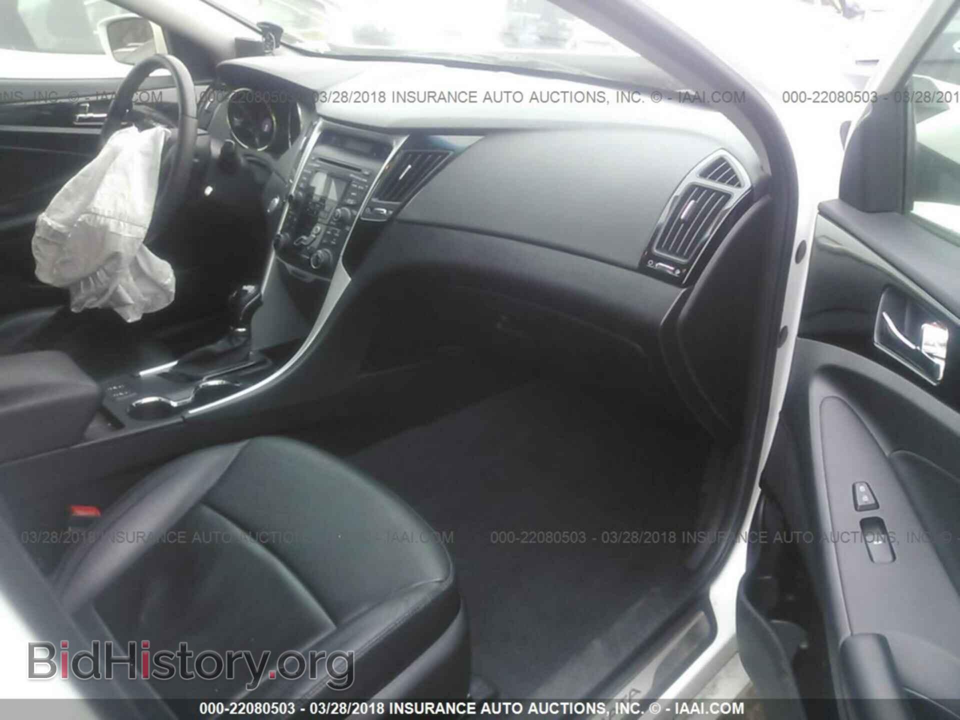 2012 Hyundai Sonata - VIN: 5NPEC4AB4CH467918 - Photo 5