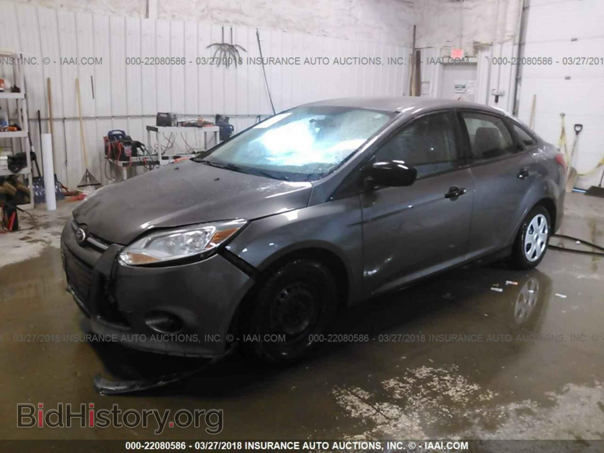 2012 Ford Focus - VIN: 1FAHP3E28CL468917 - Фото 2