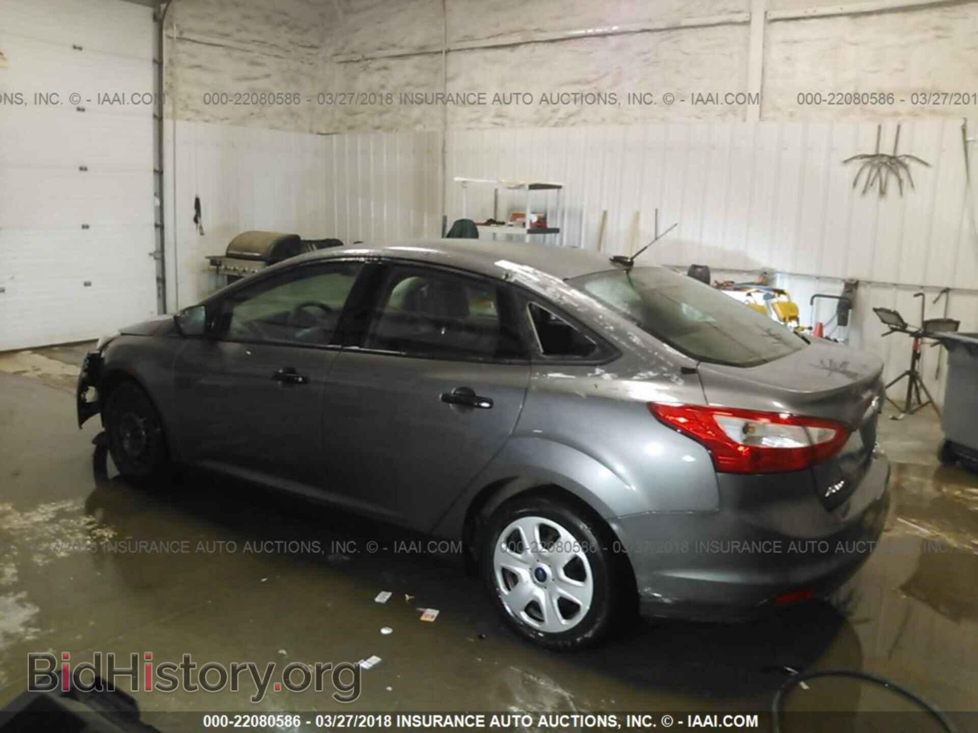 2012 Ford Focus - VIN: 1FAHP3E28CL468917 - Фото 3