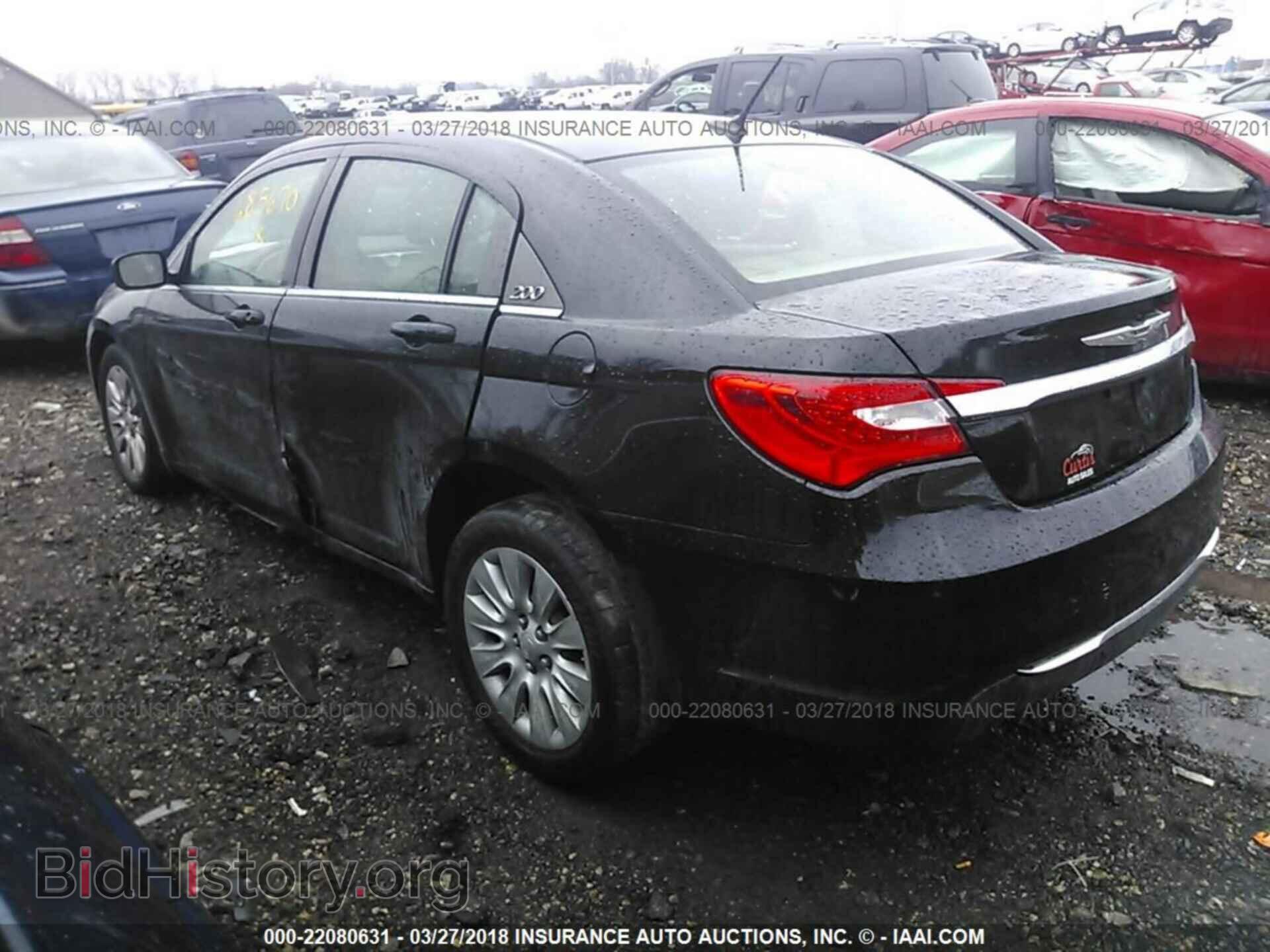 2013 Chrysler 200 - VIN: 1C3CCBAB8DN685670 - Photo 3