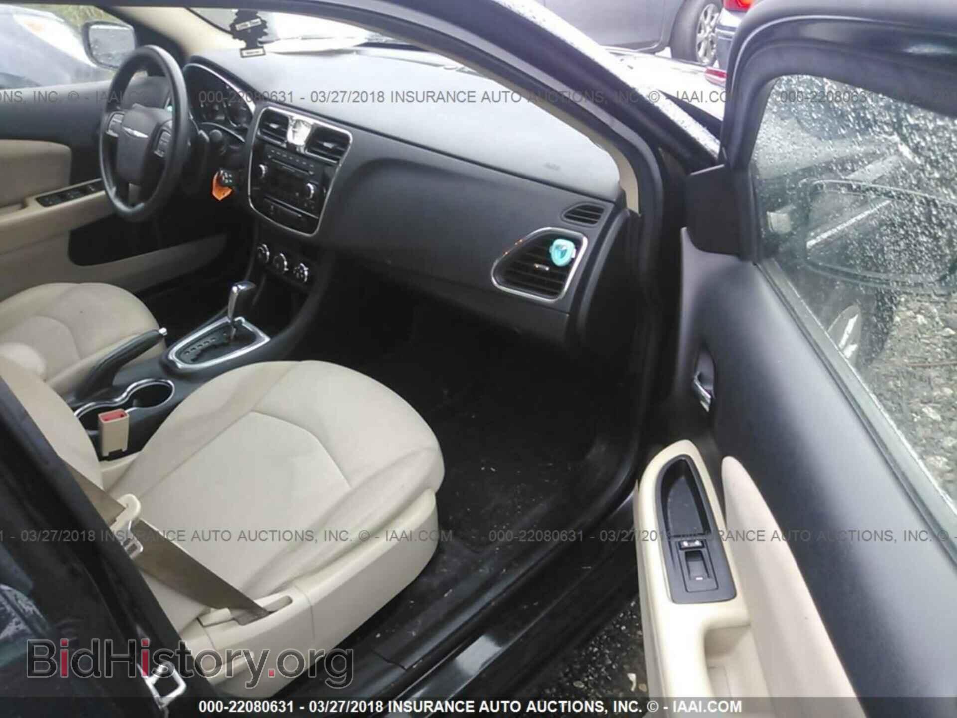 2013 Chrysler 200 - VIN: 1C3CCBAB8DN685670 - Photo 5