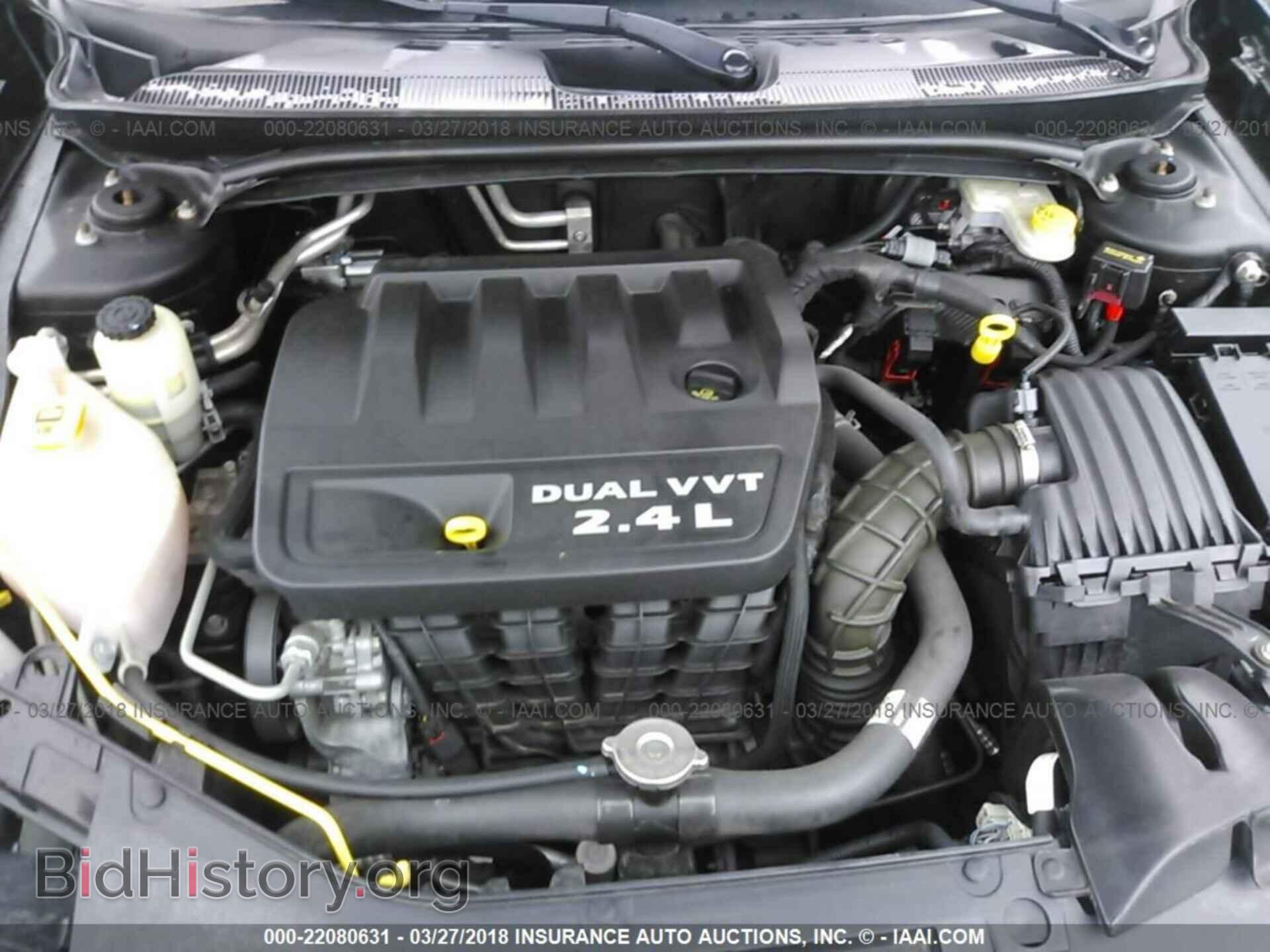 2013 Chrysler 200 - VIN: 1C3CCBAB8DN685670 - Photo 10