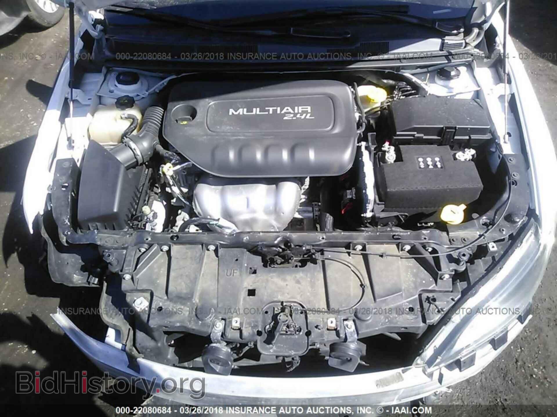 2015 Chrysler 200 - VIN: 1C3CCCAB0FN536730 - Photo 10